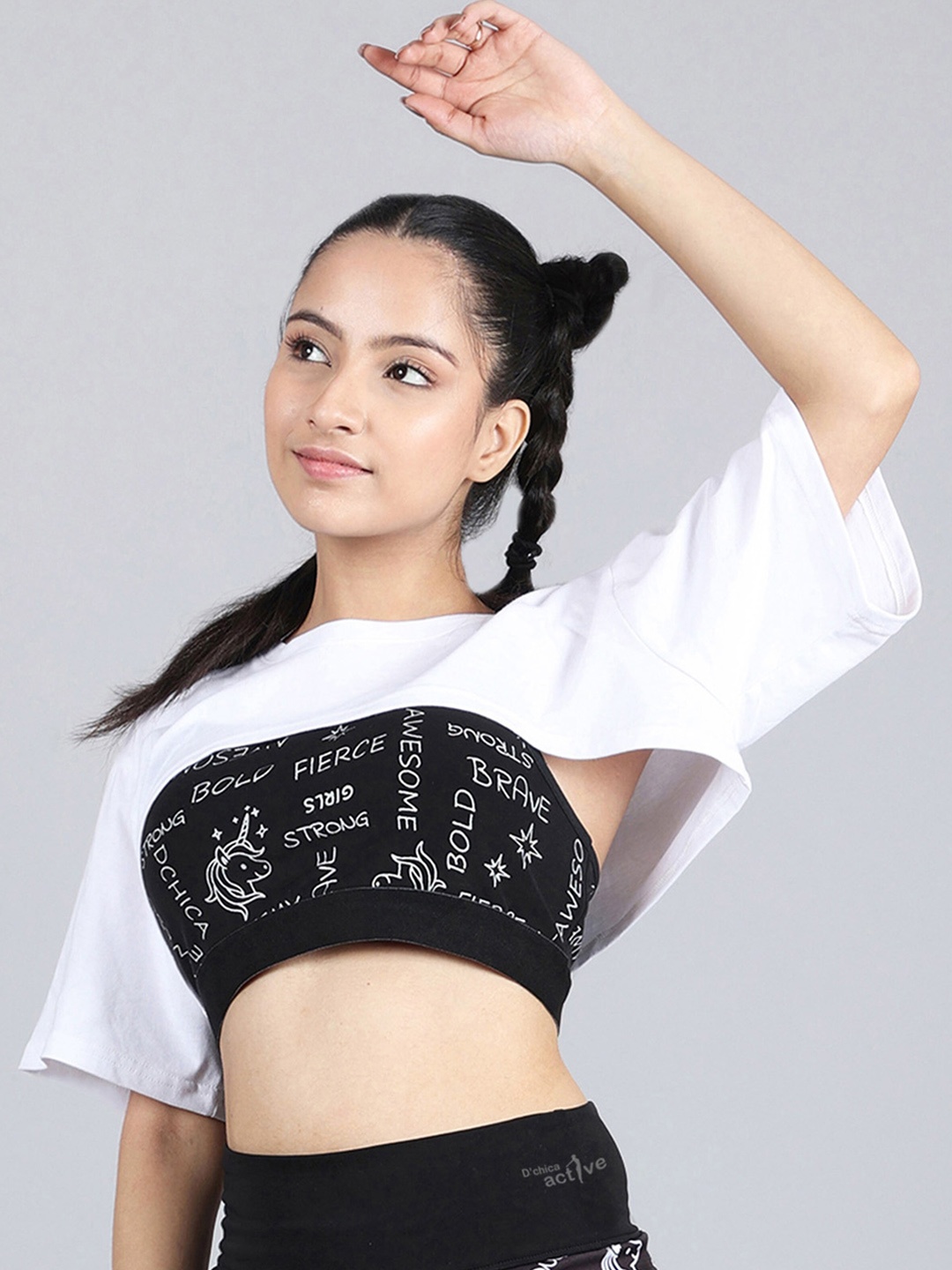 

DChica Girls Typography Printed T-shirt With Wide Straps Non padded Sports Bra, Black