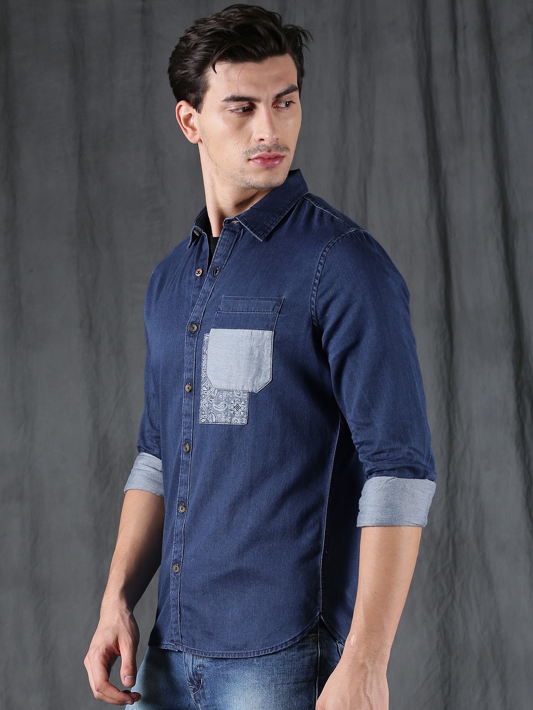 

WROGN Men Blue Slim Fit Denim Solid Casual Shirt