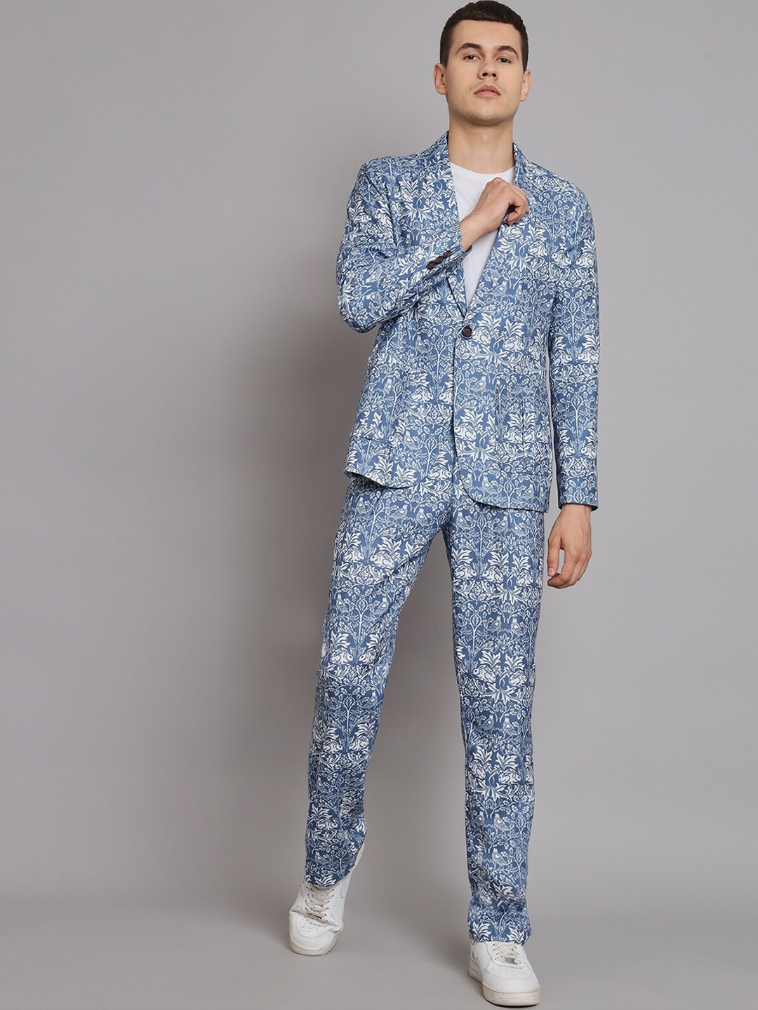 

MAXENCE Floral Printed Linen Blazer With Trousers, Blue