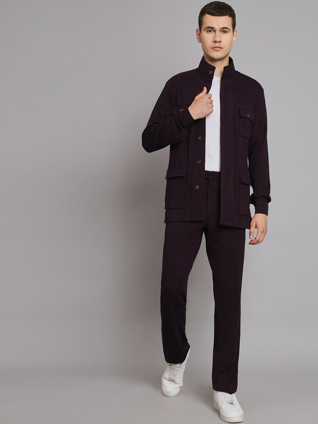 

MAXENCE Self Design Textured Linen Blazer With Trousers, Navy blue