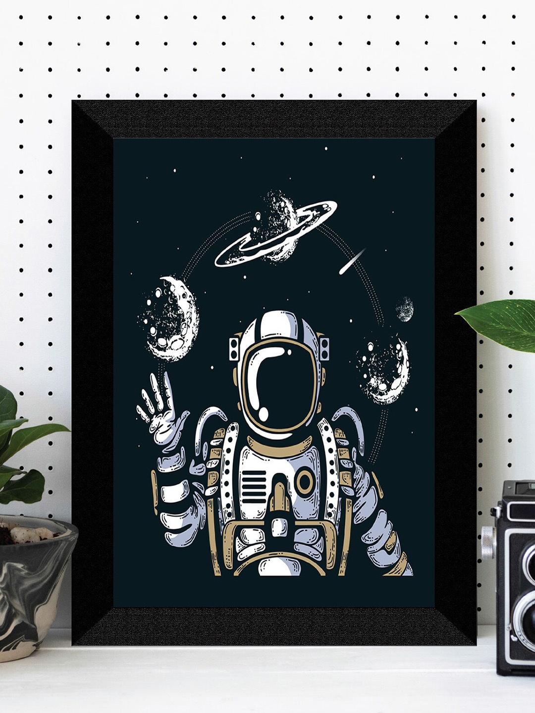 

SAF Black & Blue Astronaut Painted UV Textured Framed Wall Art