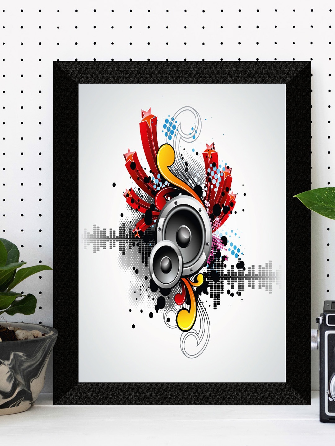 

SAF White & Red Musical Theme Painted Framed Wall Art
