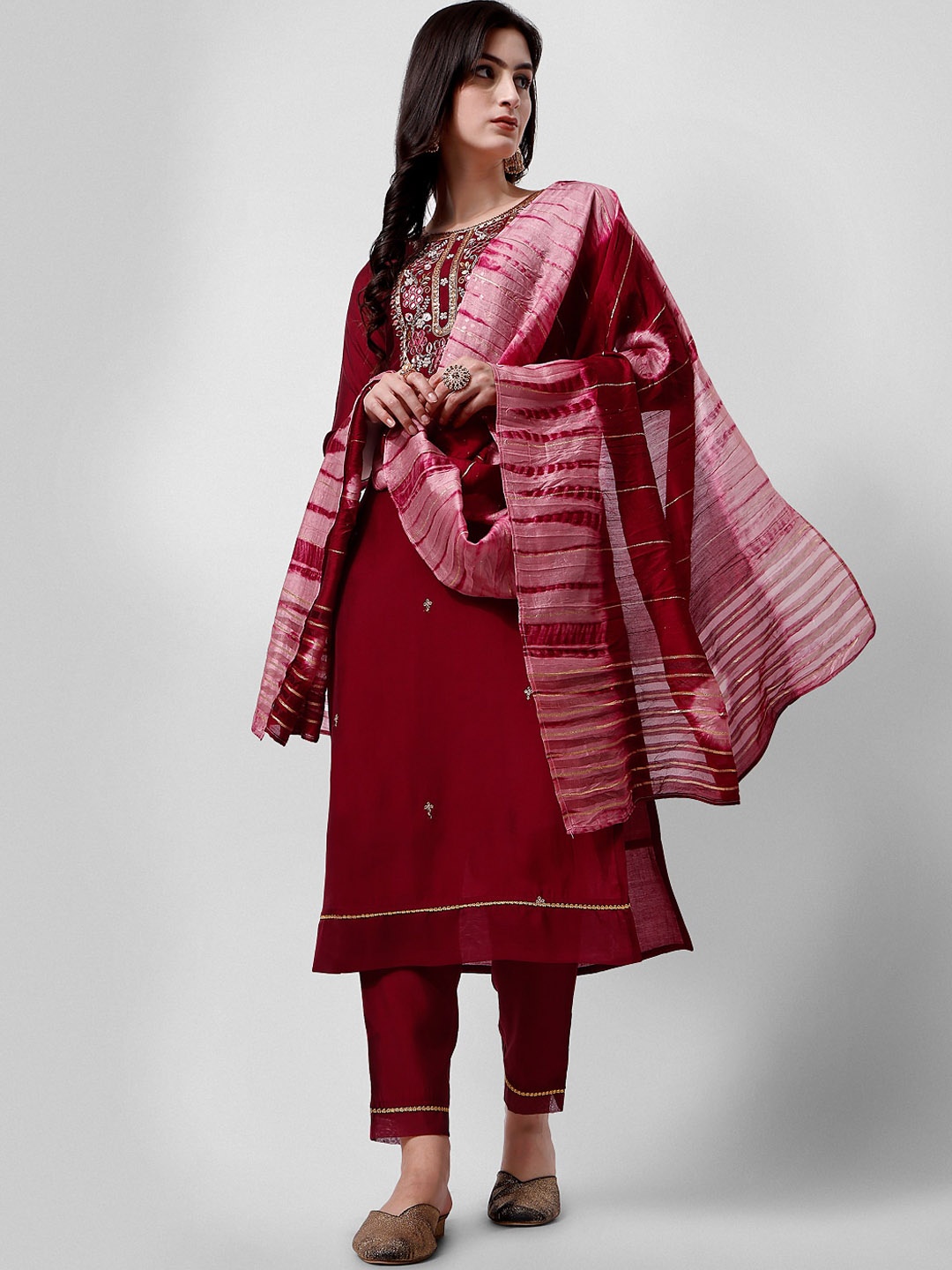 

Berrylicious Ethnic Motifs Embroidered Sequins Kurta With Trousers & Dupatta, Maroon