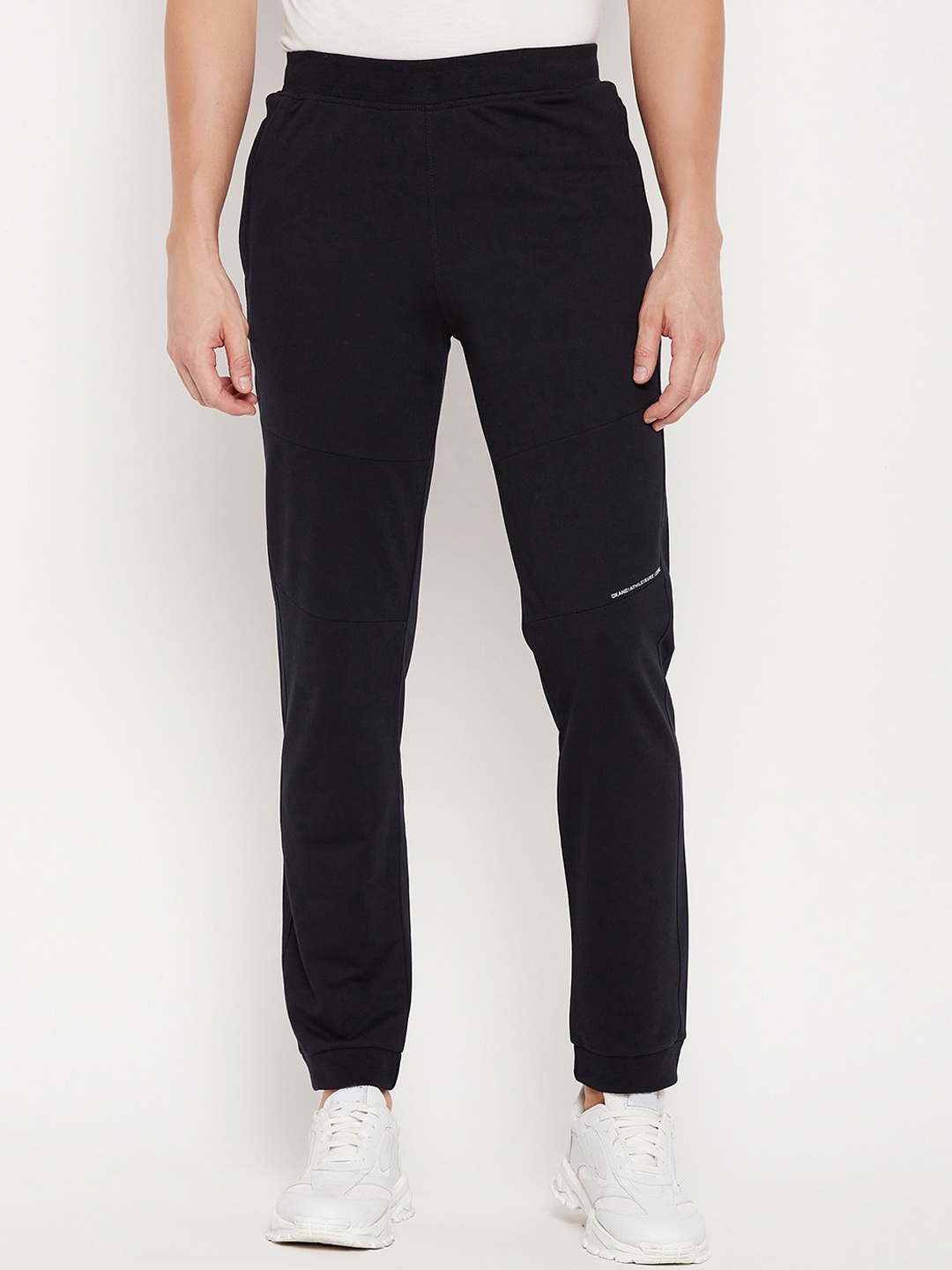 

Okane Men Cotton Mid-Rise Joggers, Navy blue