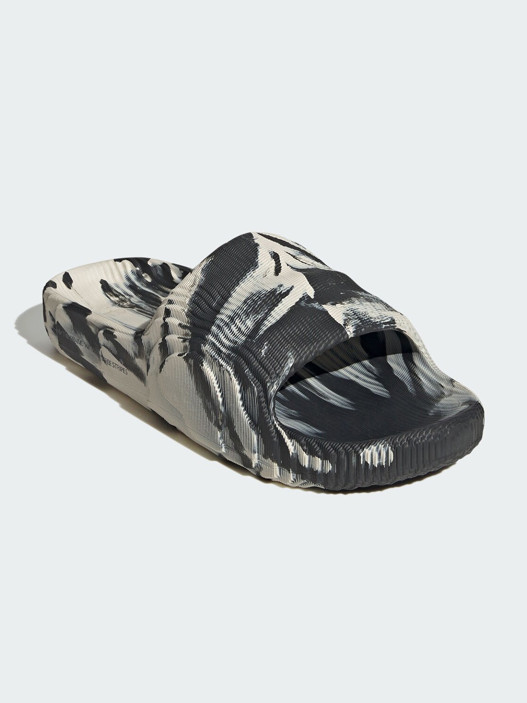 

ADIDAS Originals Men Printed Sliders, Black