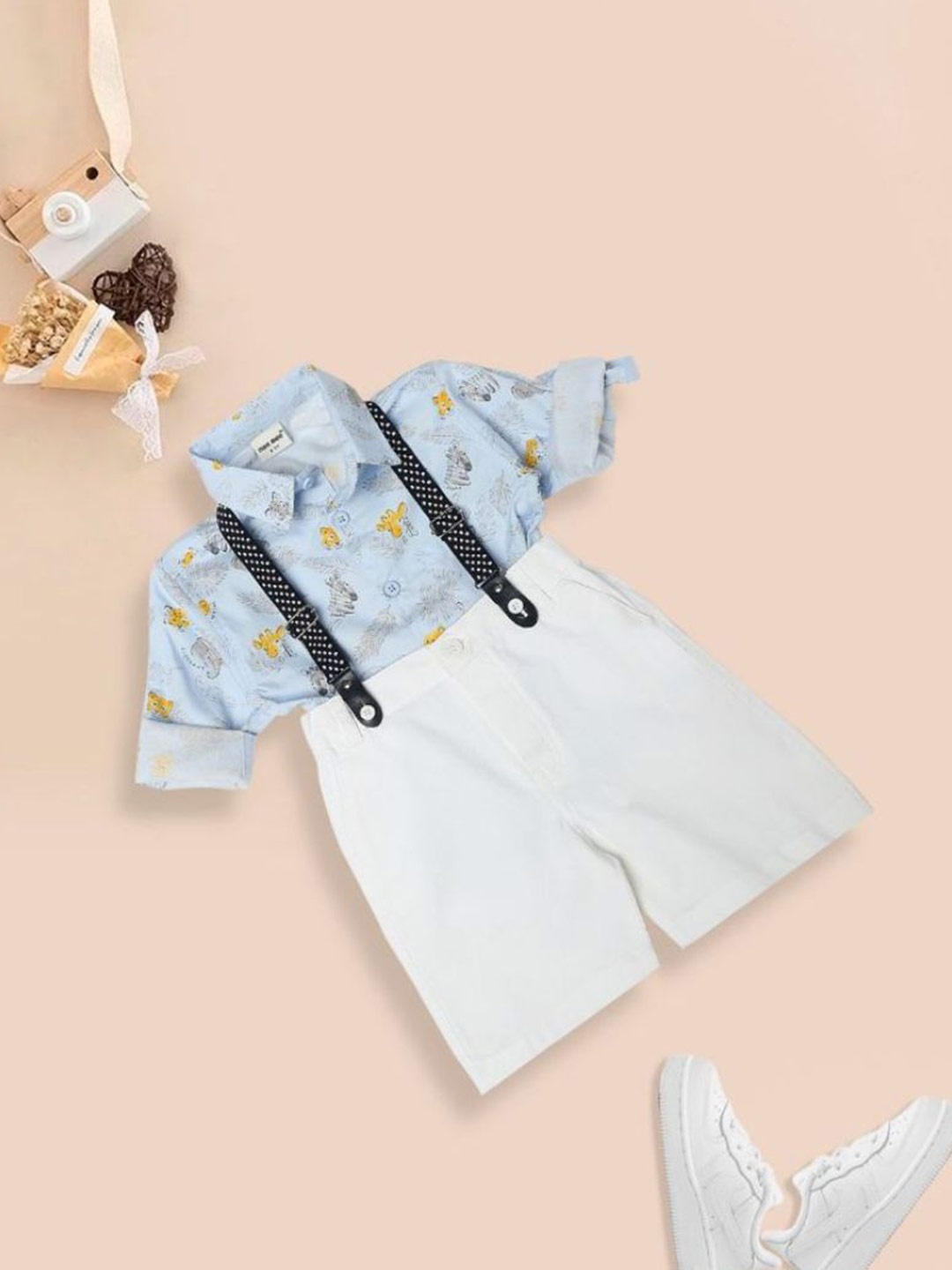 

MeeMee Boys Printed Cotton Shirt With Shorts Ans Suspenders, Blue