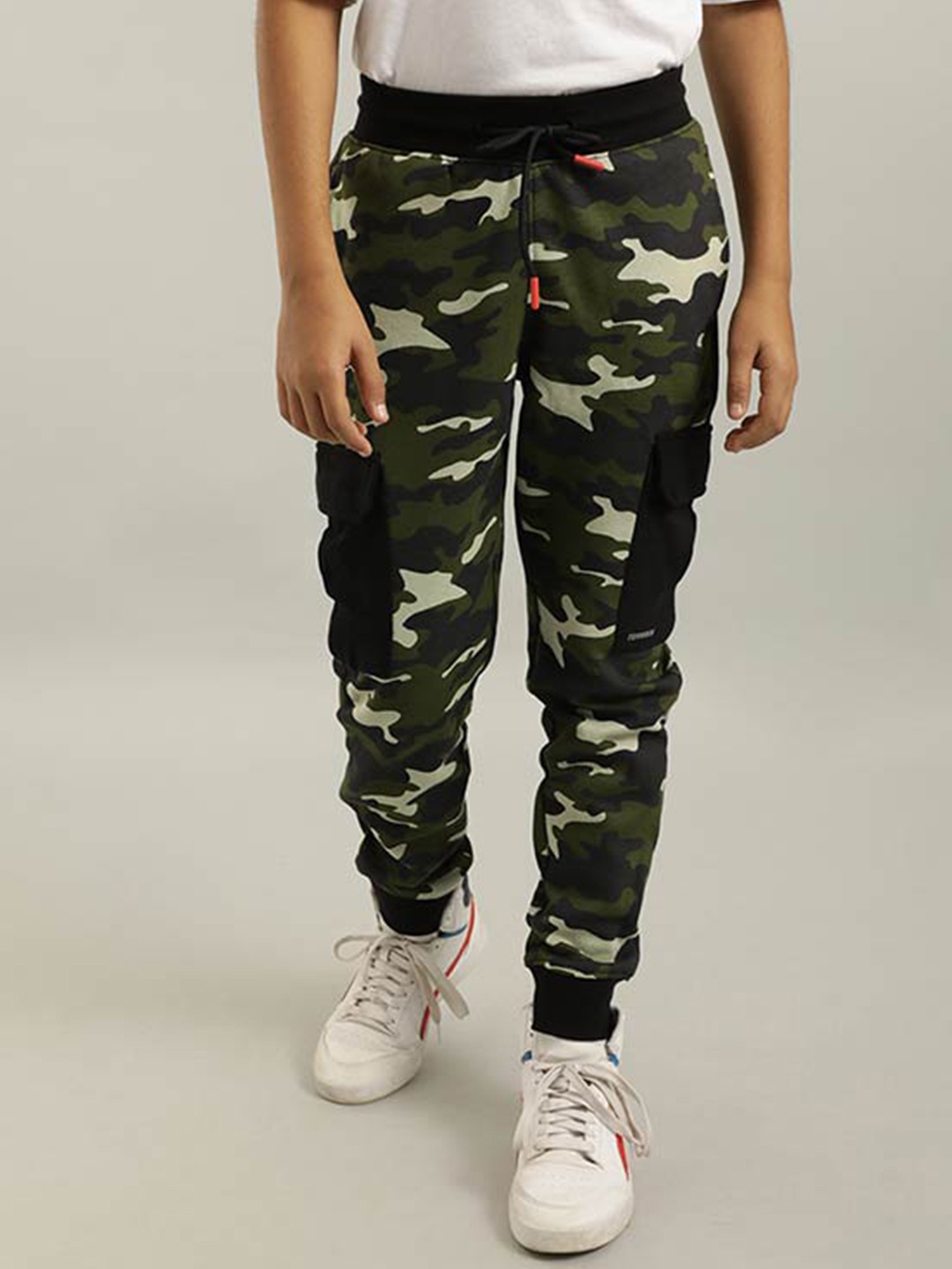 

Indian Terrain Boys Camouflage Printed Mid-Rise Cotton Joggers, Green