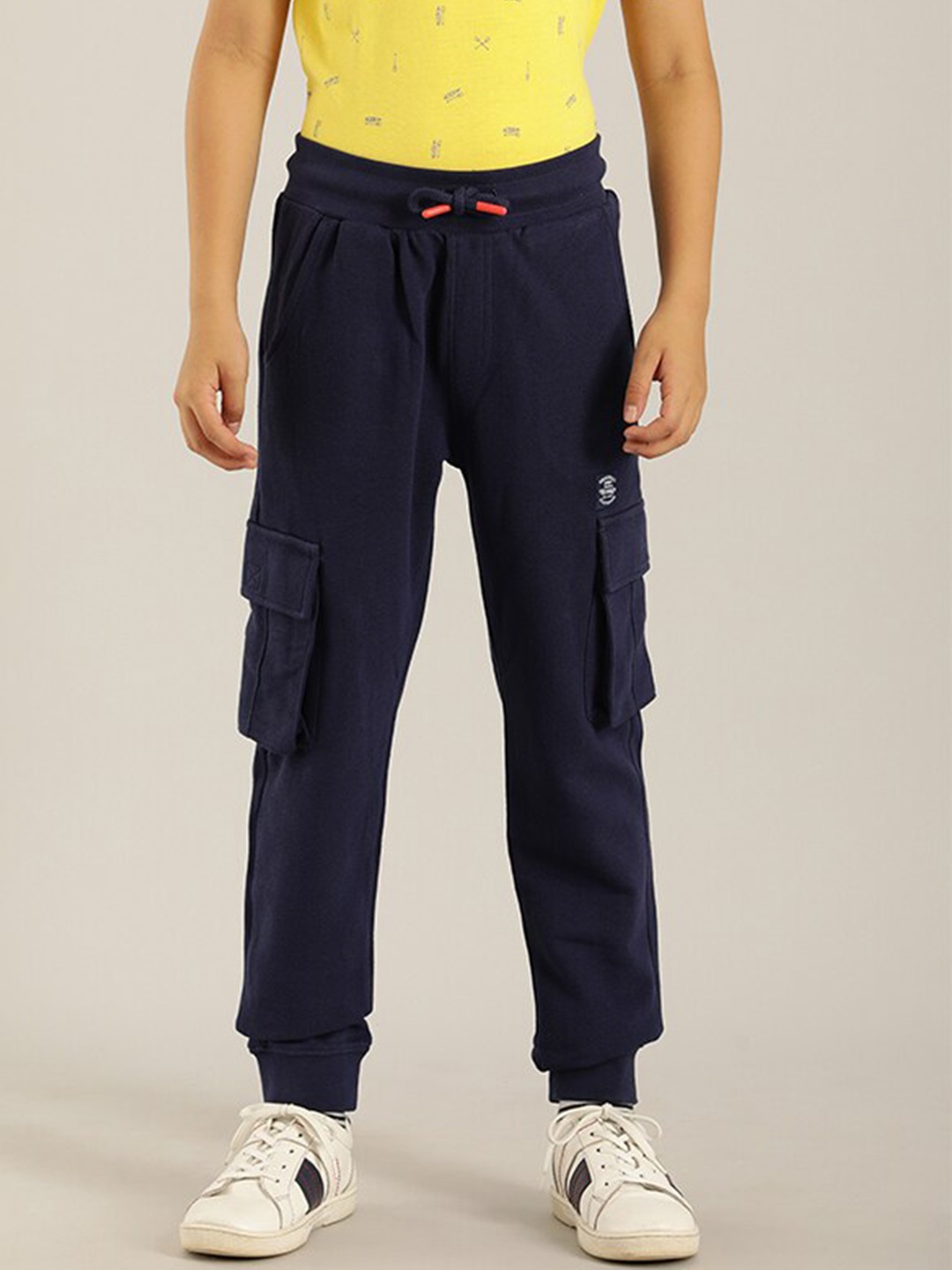 

Indian Terrain Boys Mid-Rise Cotton Joggers, Navy blue