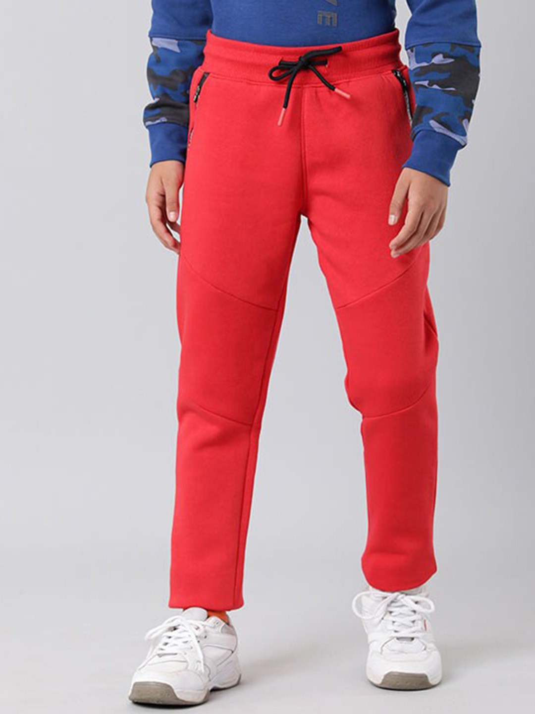 

Indian Terrain Boys Mid-Rise Cotton Regular-Fit Track Pants, Red