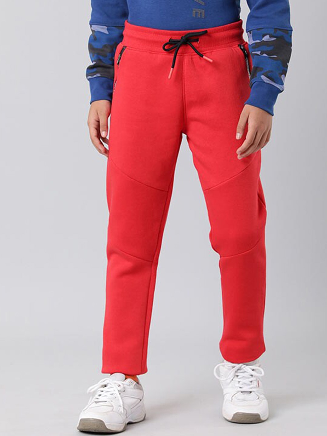 

Indian Terrain Boys Mid-Rise Cotton Regular-Fit Track Pants, Red