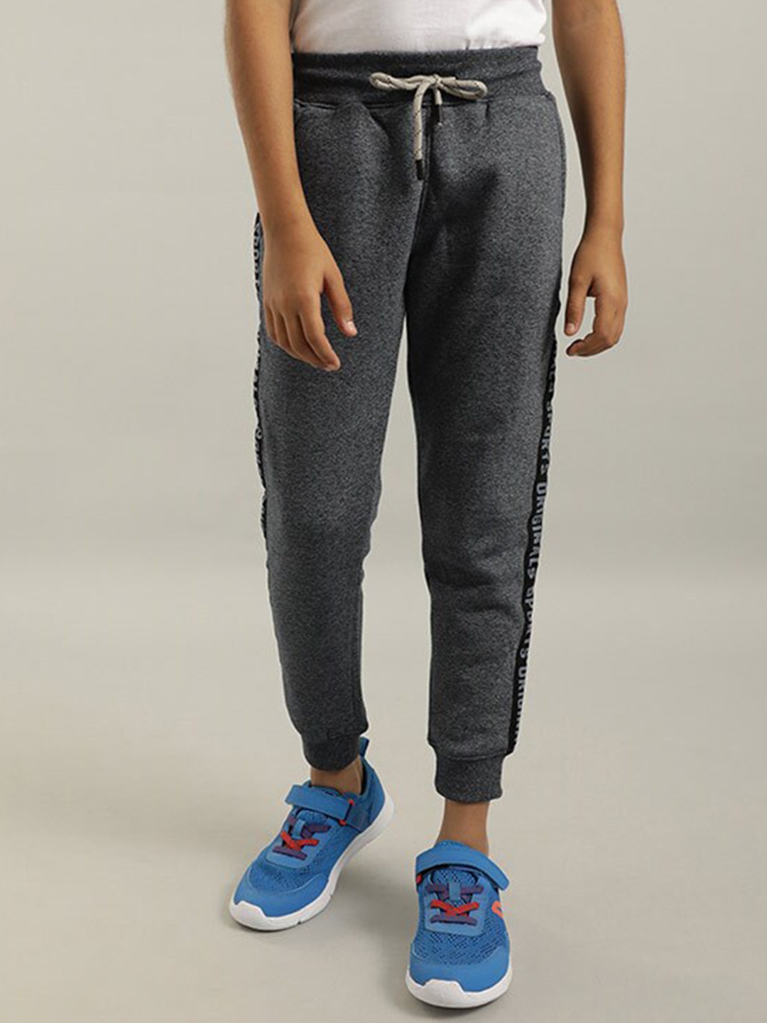 

Indian Terrain Boys Mid-Rise Cotton Joggers, Grey