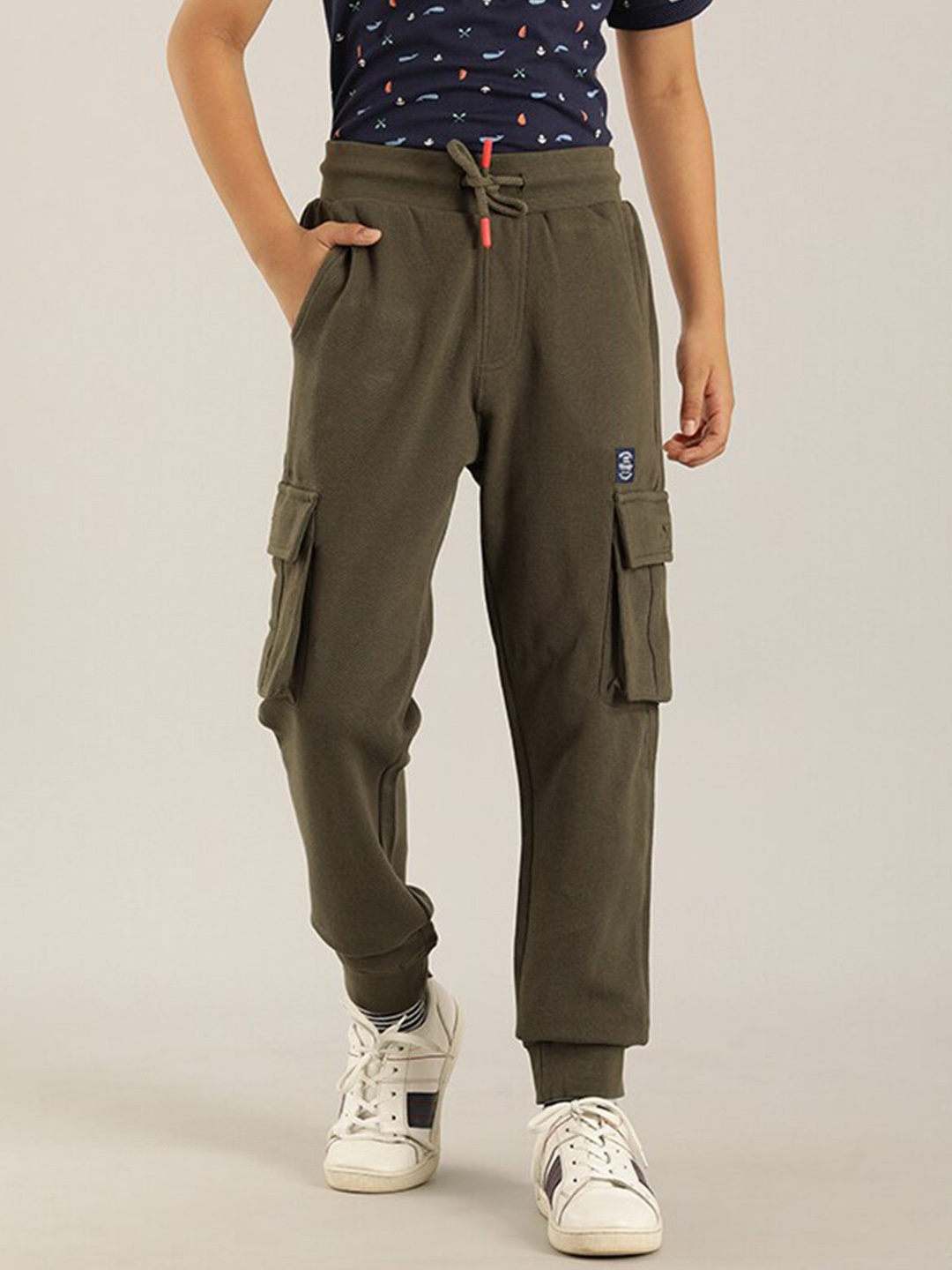 

Indian Terrain Boys Mid-Rise Pure Cotton Joggers, Olive