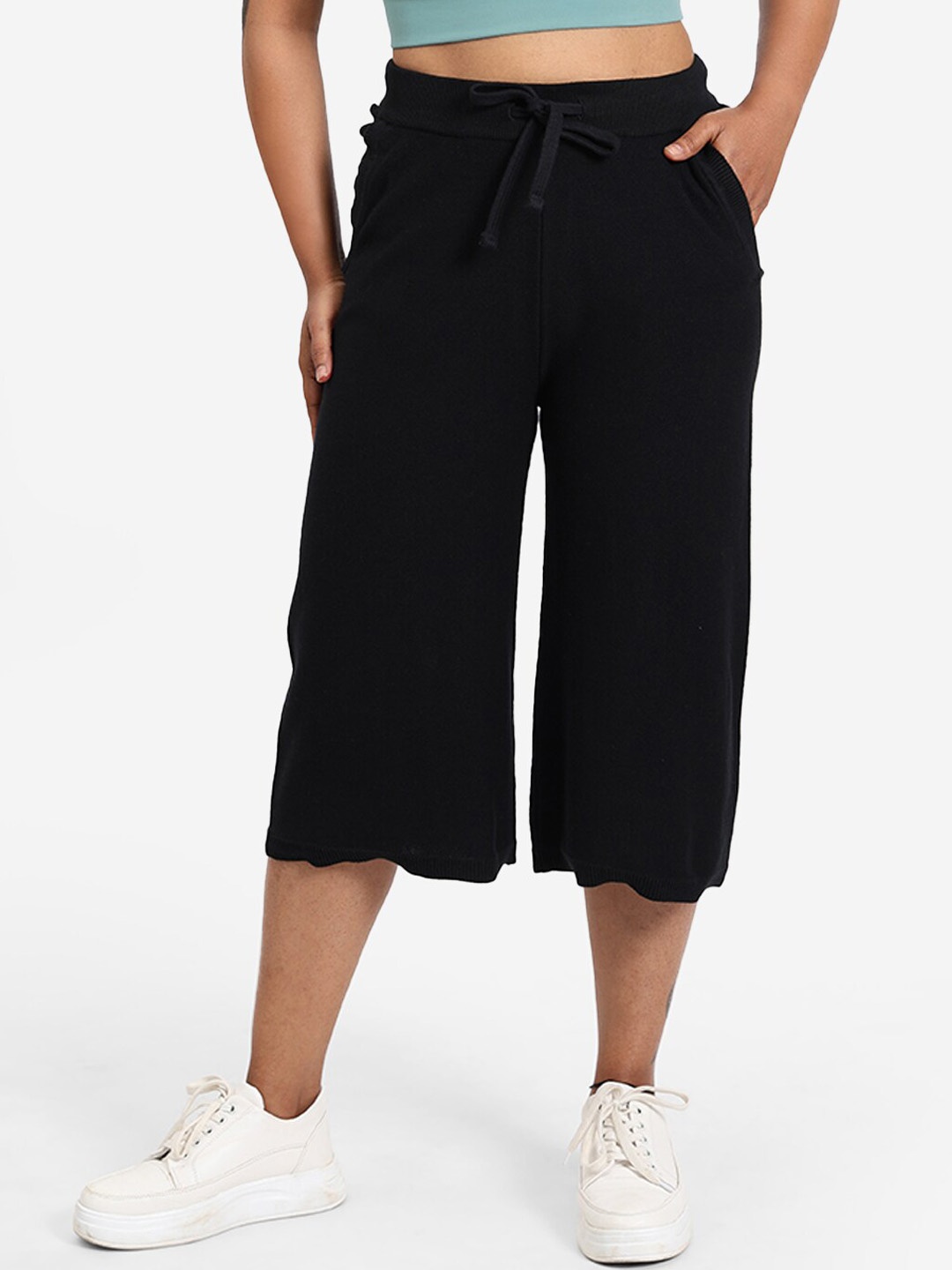 

Blissclub Women Plus Size Light Weight Durable Pure Cotton Oversized Sports Capris, Navy blue