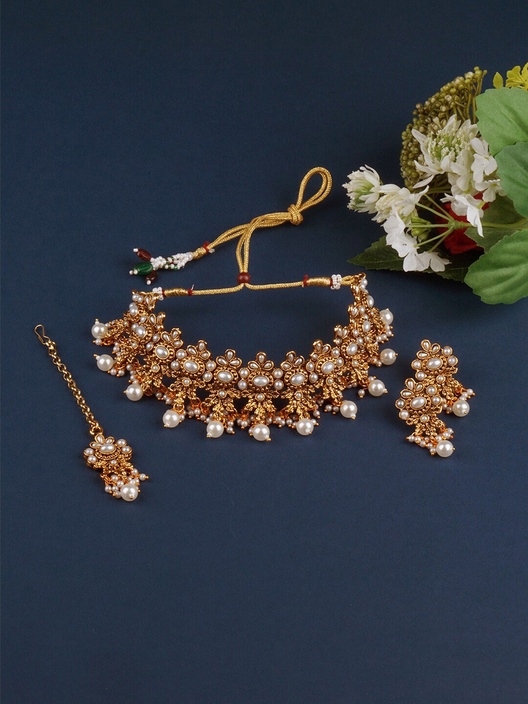 

Matushri Art Gold-Plated Pearl Studded & Beaded Jewellery Set