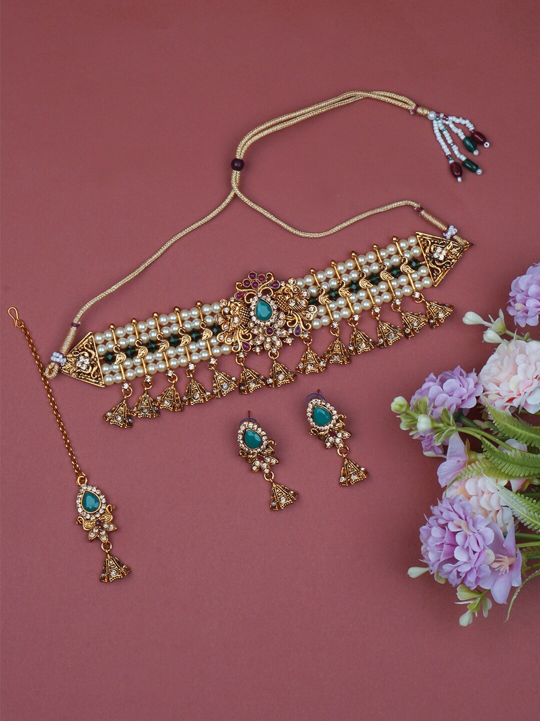 

Matushri Art Gold-Plated Stone Studded & Beaded Jewellery Set