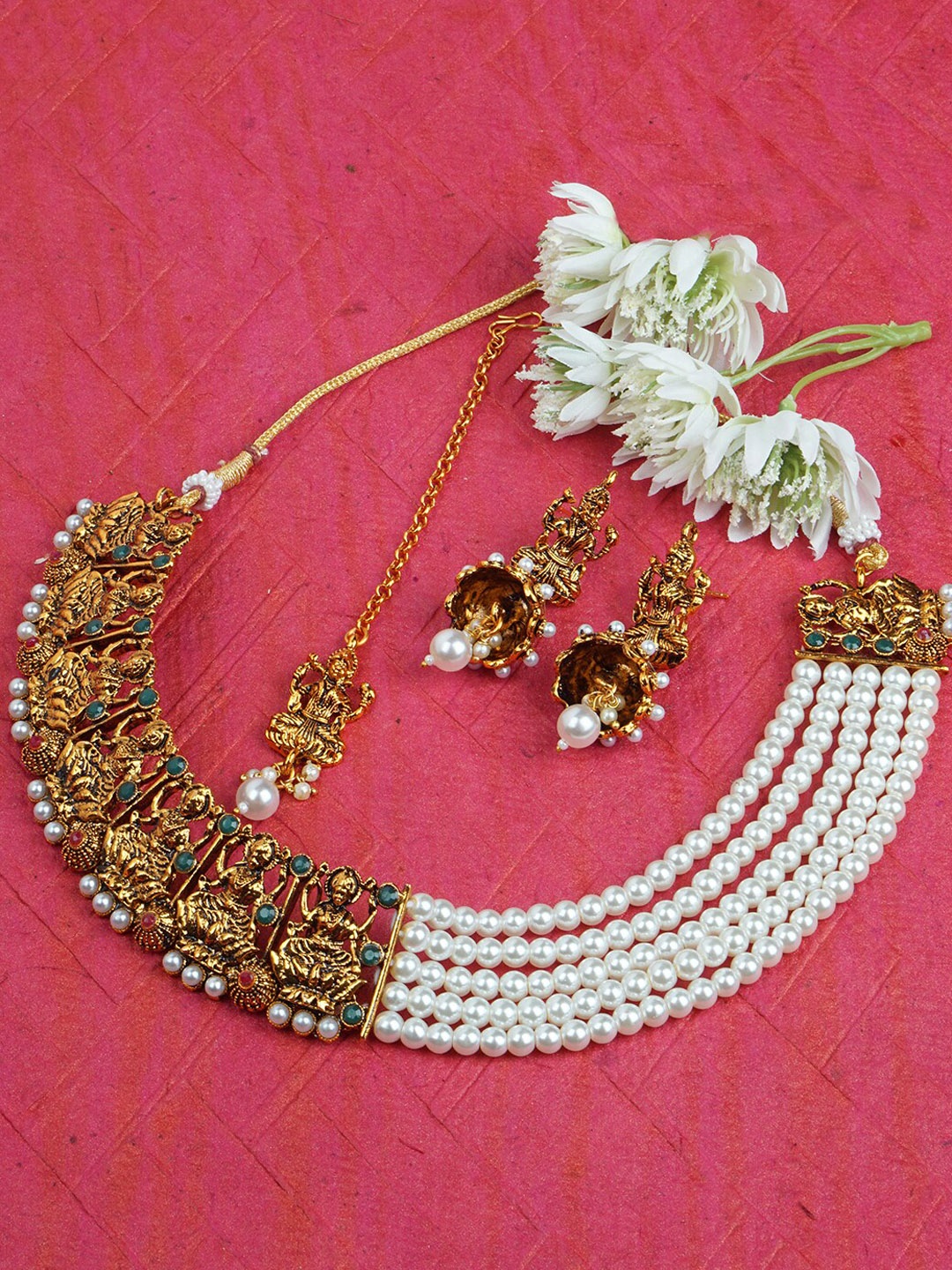 

Matushri Art Gold-Plated Stone Studded & Beaded Jewellery Set