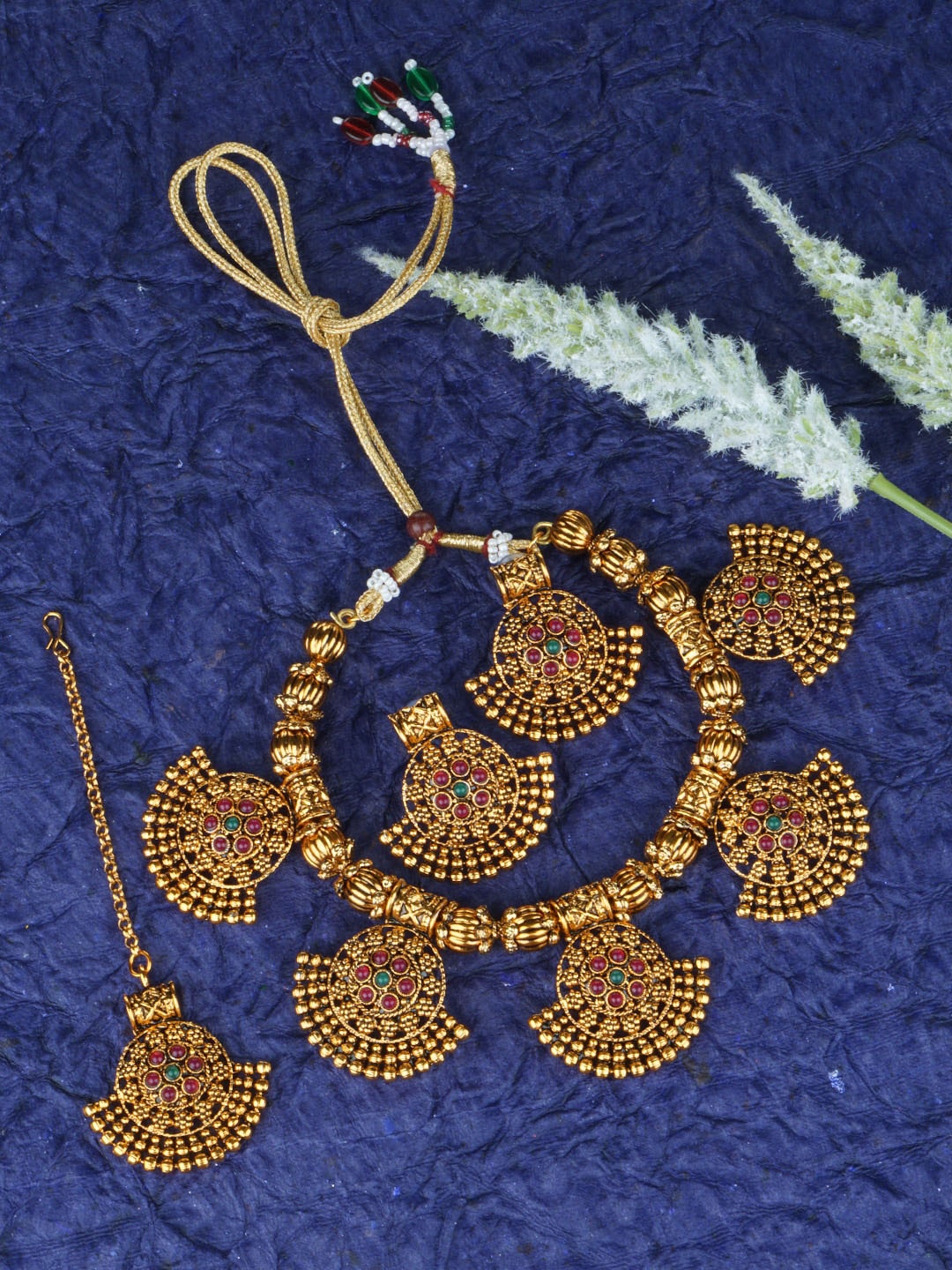 

Matushri Art Gold-Plated Stone Studded & Beaded Jewellery Set