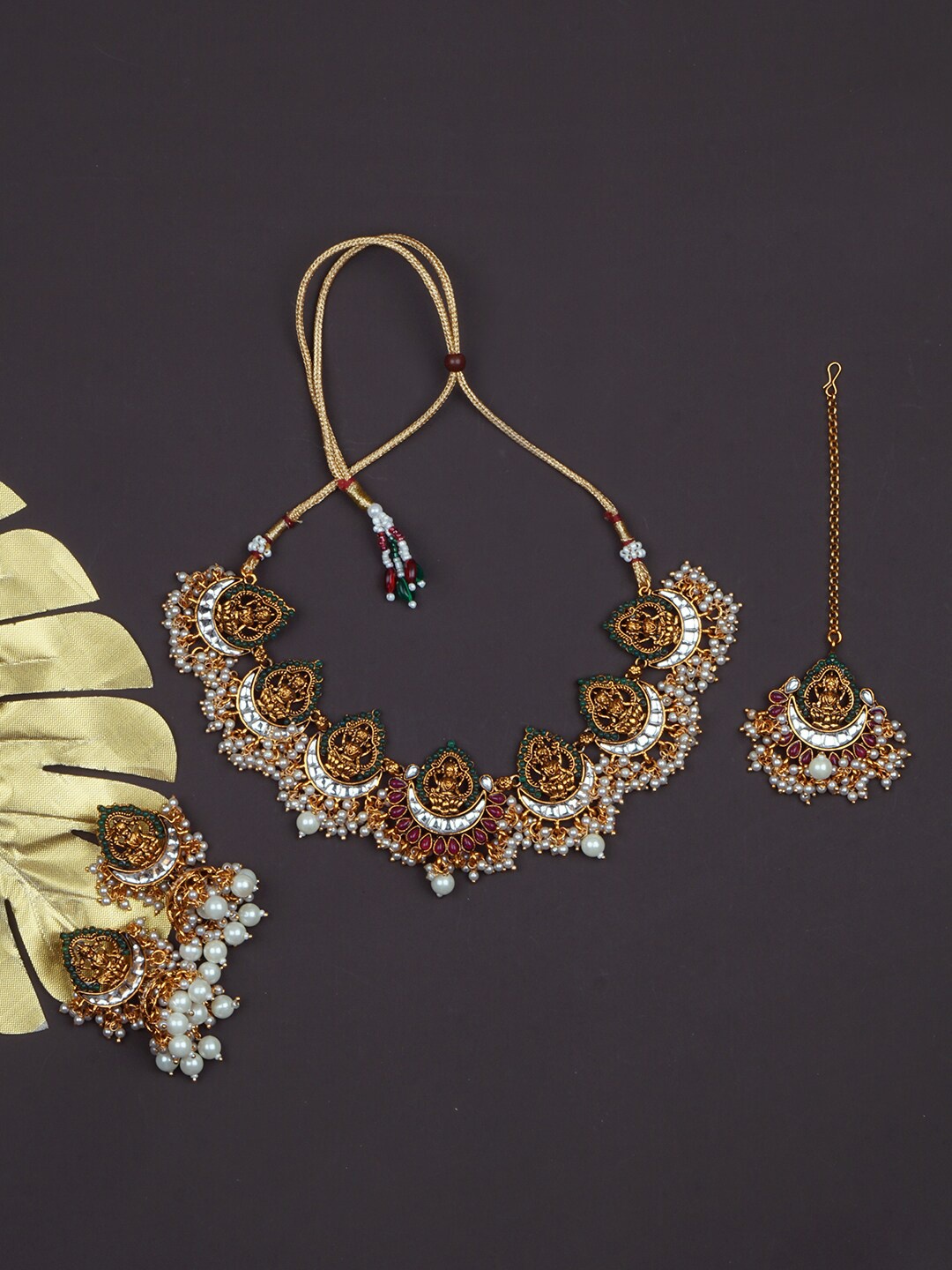 

Matushri Art Gold-Plated Kundan & Stone Studded & Beaded Jewellery Set