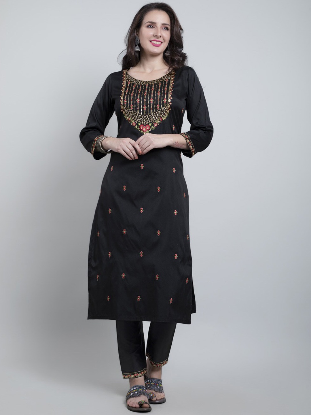 

GAJARAI Ethnic Motifs Embroidered Sequinned Art Silk Kurta With Trousers, Black