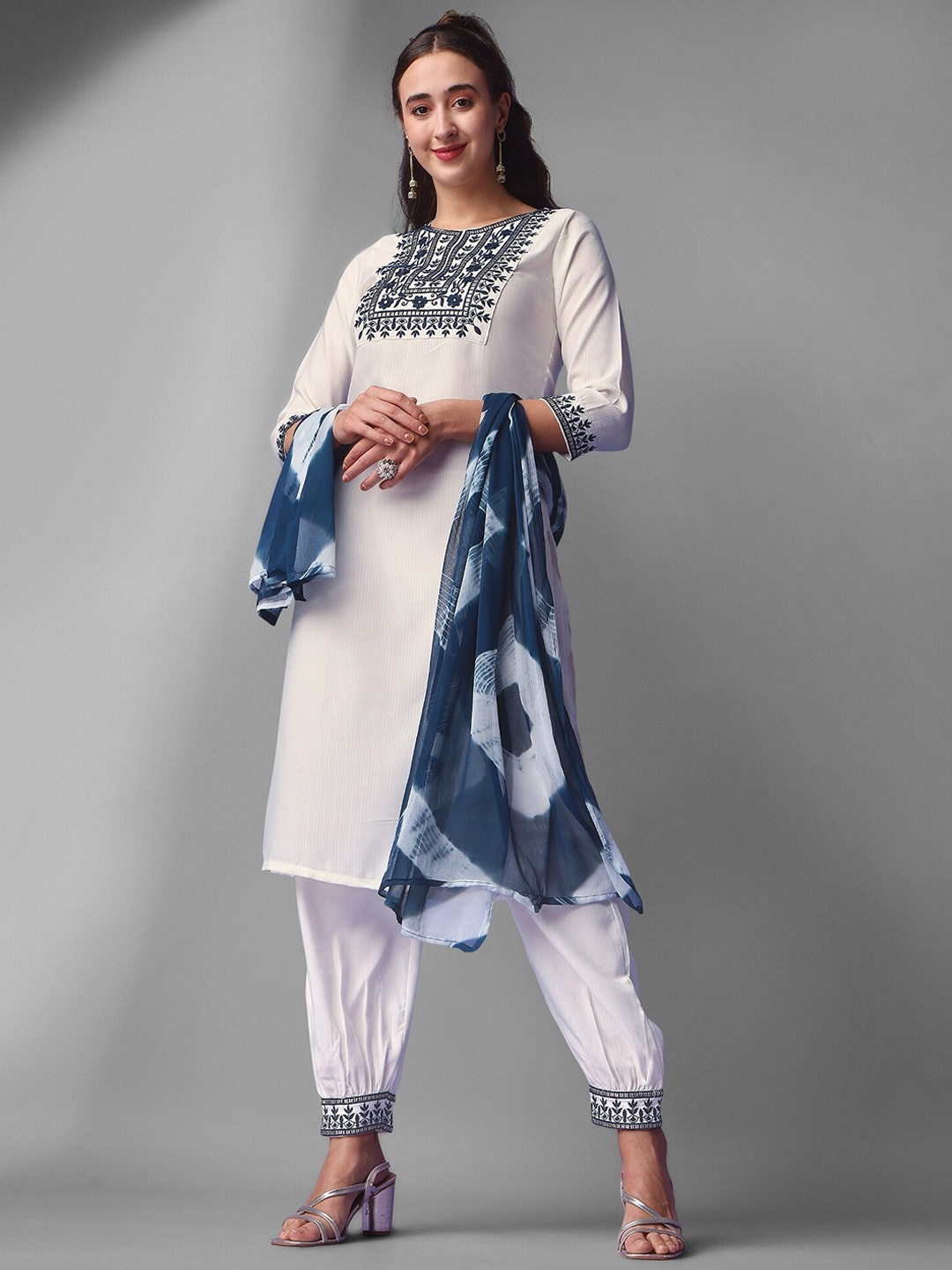 

KALINI Ethnic Motifs Embroidered Kurta With Salwar & With Tie And Dyed Dupatta, Off white