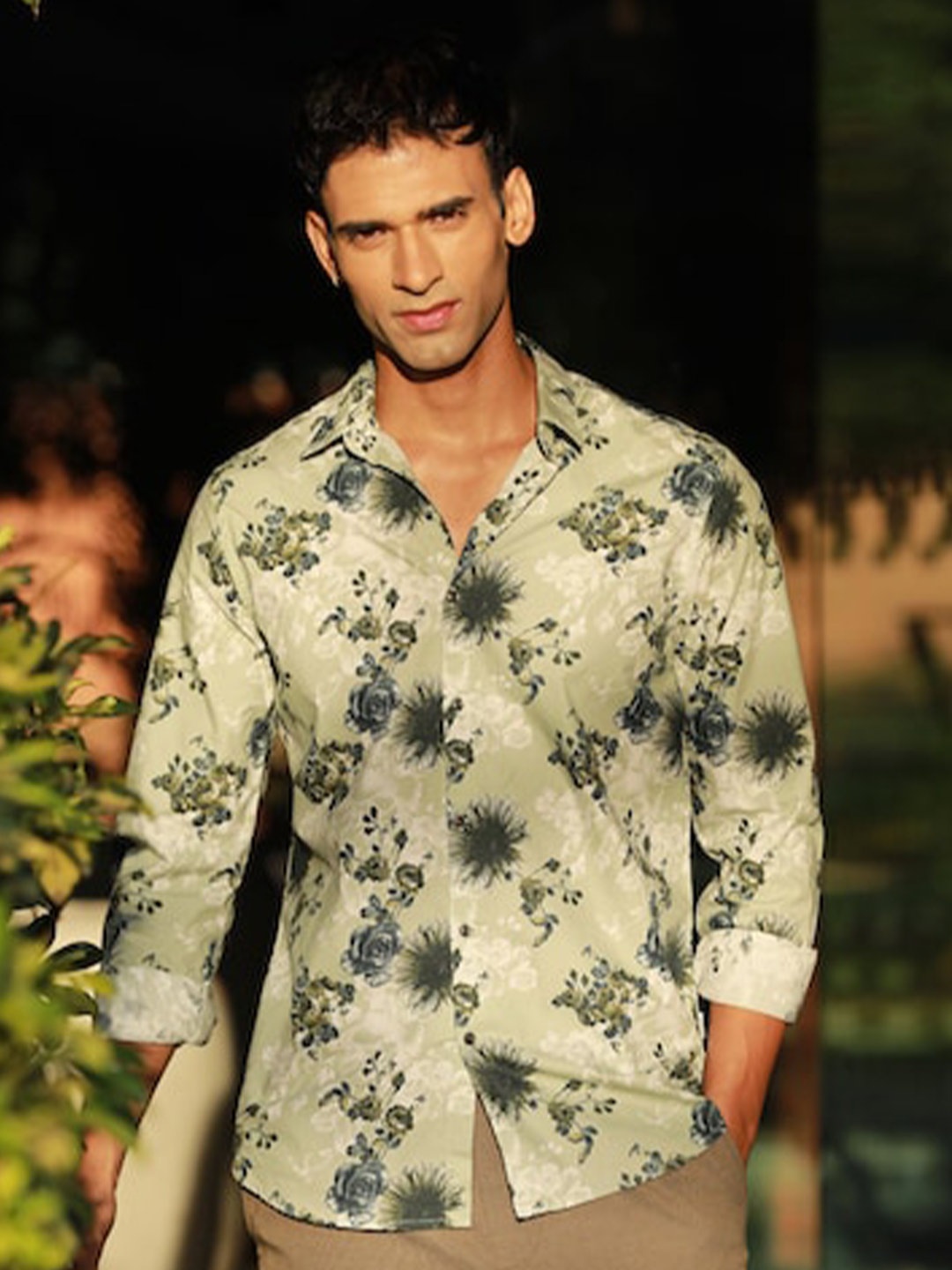 

POE Smart Slim Fit Floral Printed Cotton Casual Shirt, Beige