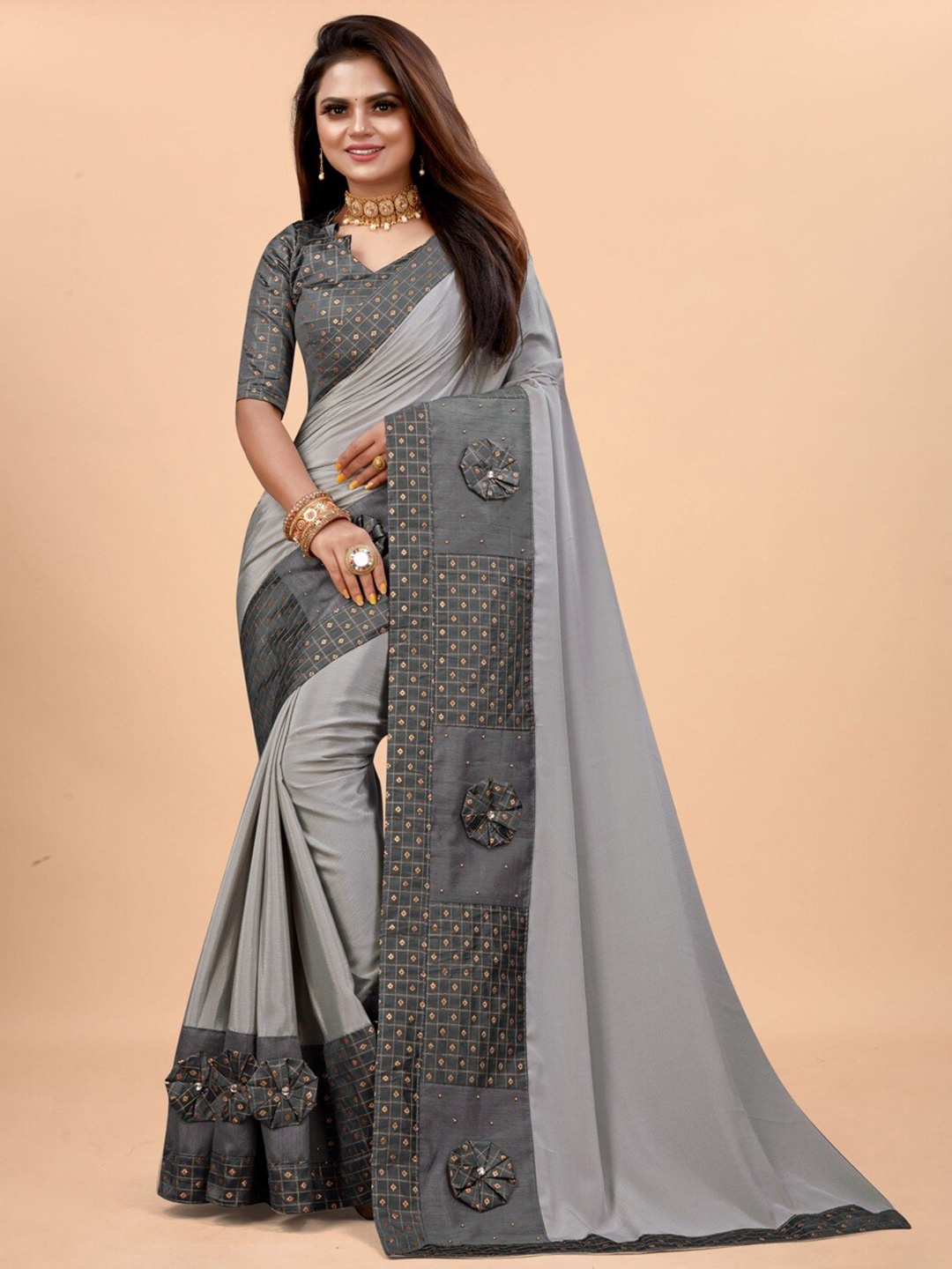 

AVANTIKA FASHION Zari Banarasi Saree, Grey