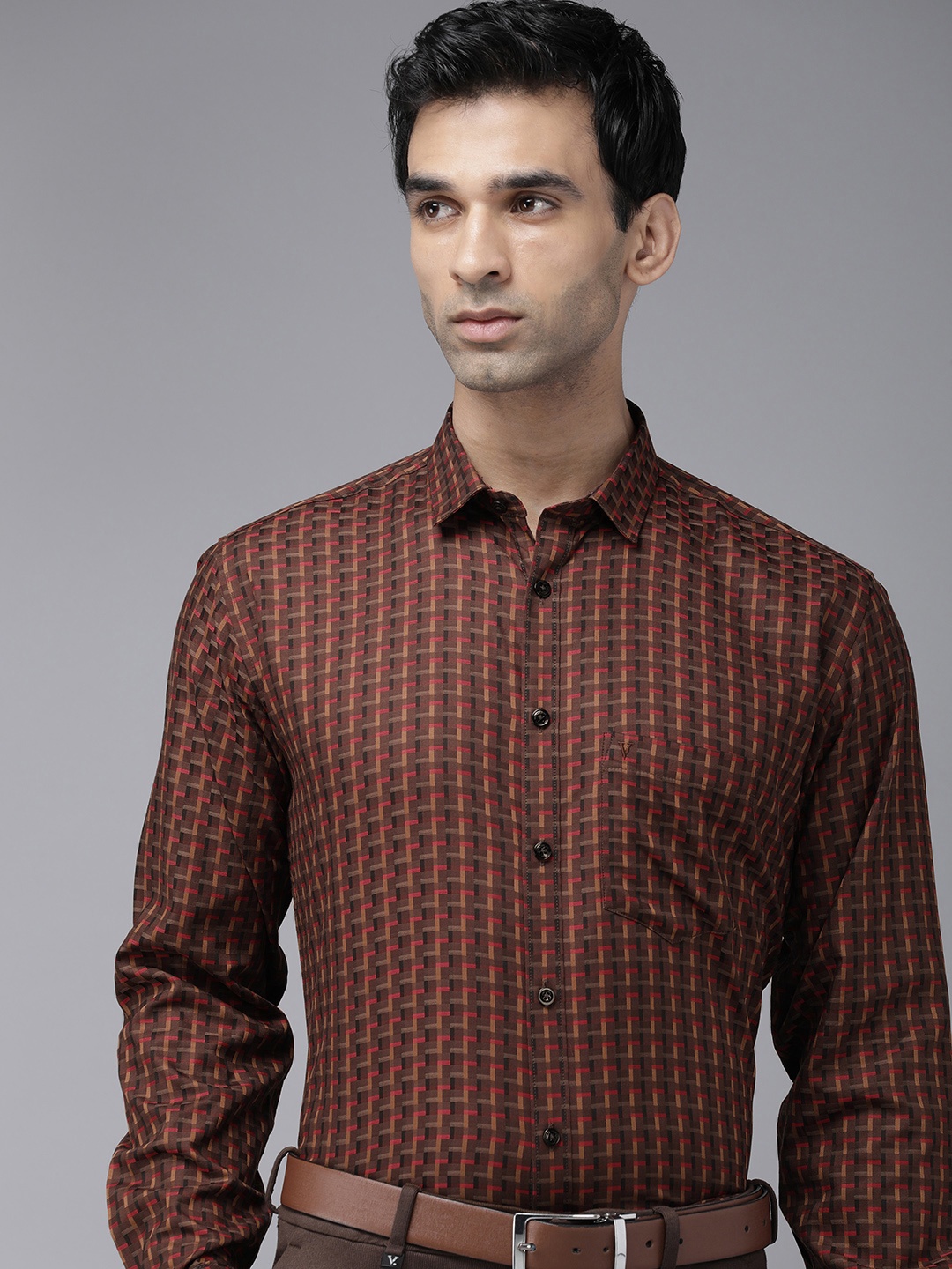 

V Dot Slim Fit Opaque Checked Pure Cotton Formal Shirt, Coffee brown