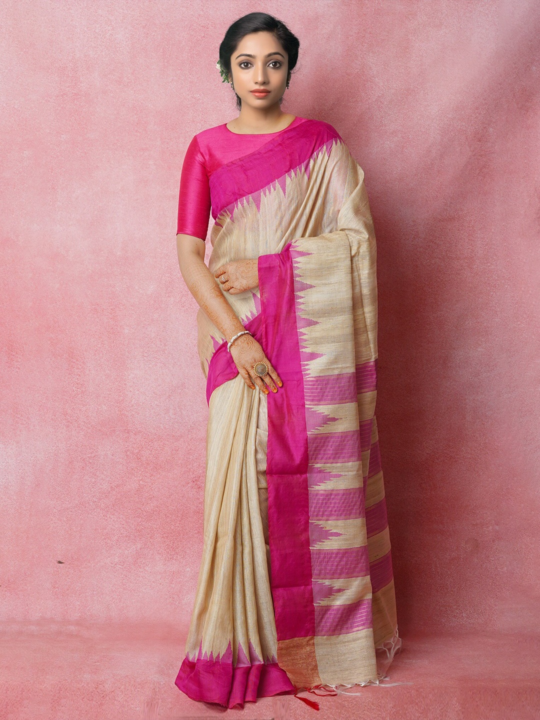 

Unnati Silks Geometric Zari Jute Silk Tussar Saree, Cream