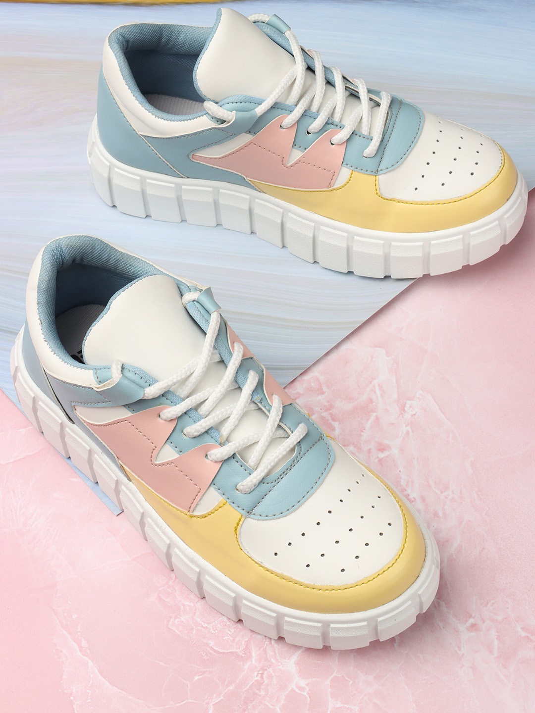 

Roadster Color-Blocked Lightweight Running Sneakers Casual Shoes, Yellow