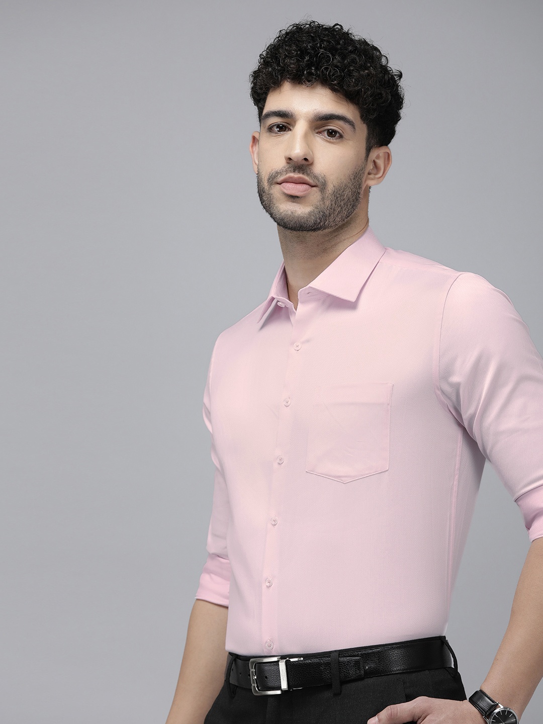 

Van Heusen Men Pure Cotton Slim Fit Opaque Formal Shirt, Pink