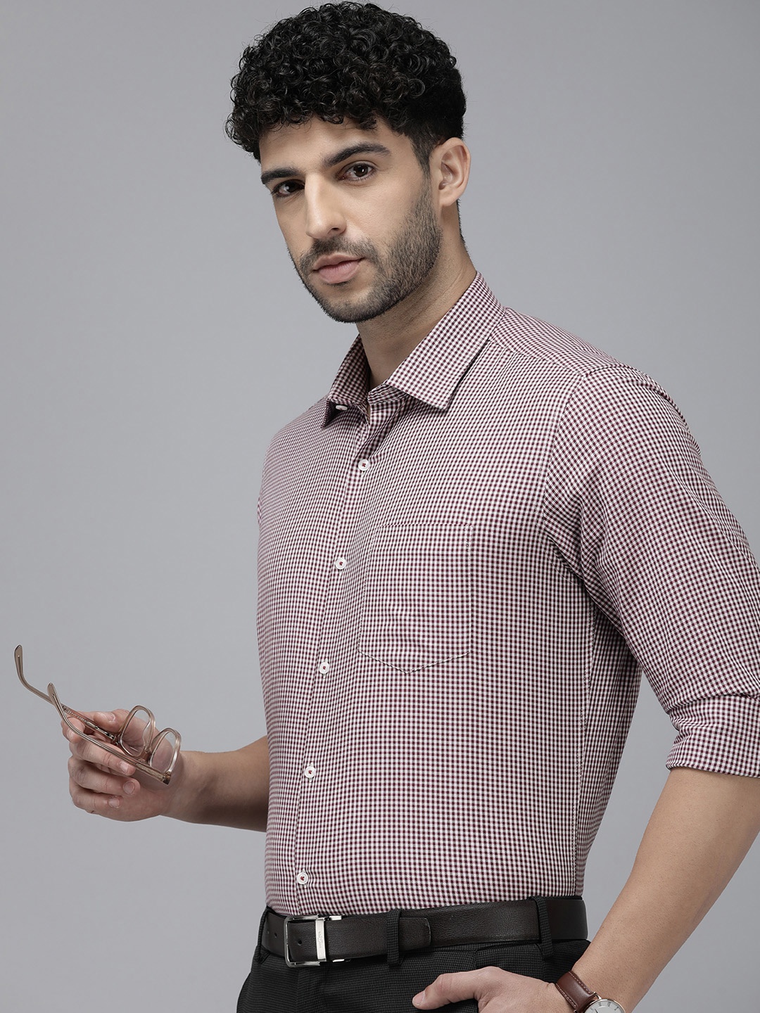 

Van Heusen Men Pure Cotton Custom Micro Checks Opaque Formal Shirt, Pink