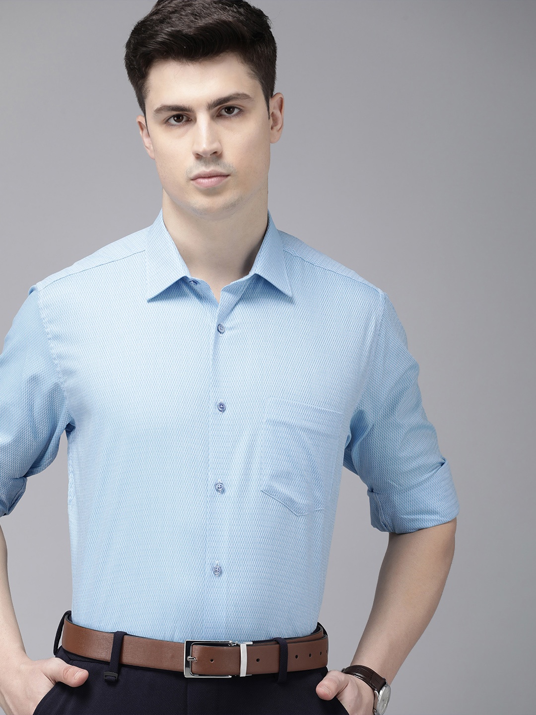 

Van Heusen Textured Custom Pure Cotton Formal Shirt, Blue