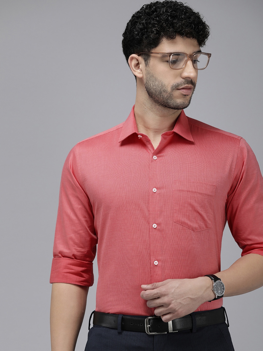 

Van Heusen Men Pure Cotton Custom Opaque Formal Shirt, Coral