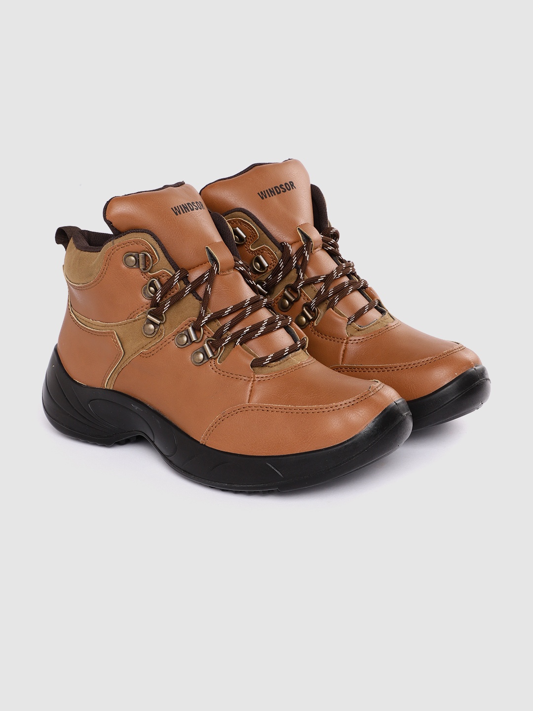 

Liberty Men Mid-Top Boots, Tan