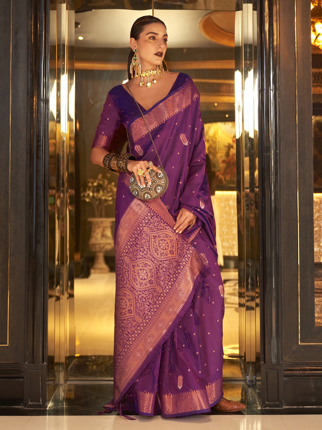 

elora Woven Design Zari Banarasi Saree, Violet