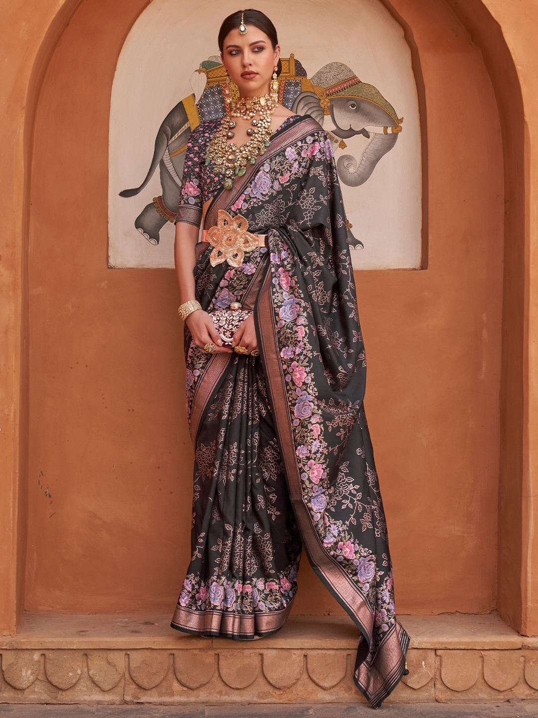 

elora Floral Printed Zari Pure Silk Bhagalpuri Saree, Charcoal