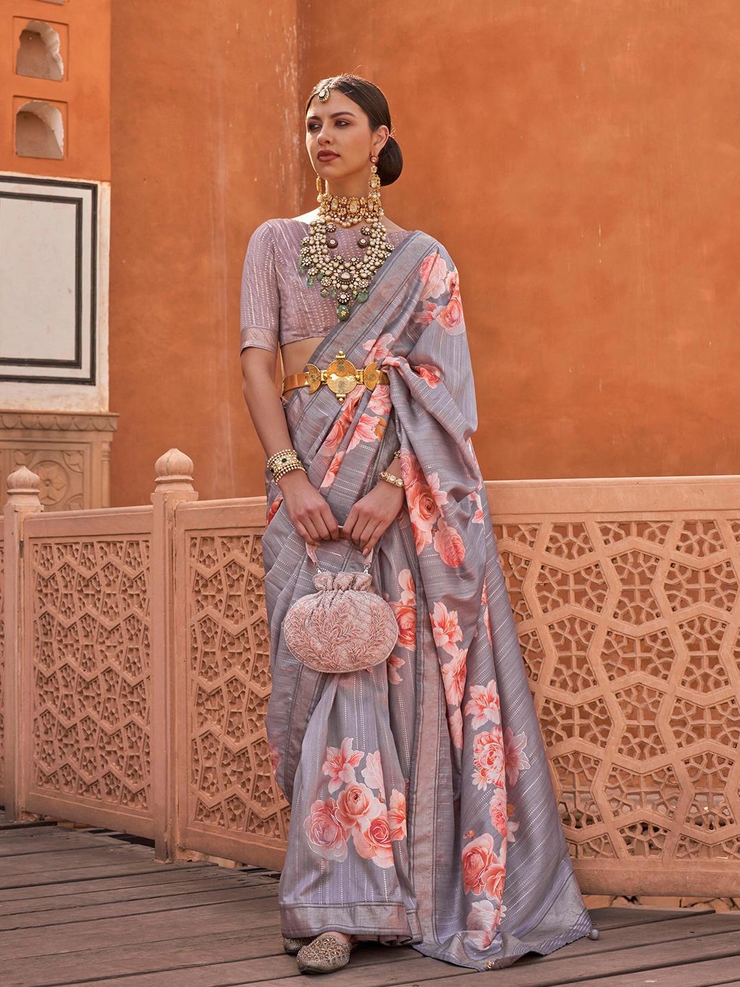 

elora Floral Printed Zari Pure Silk Bhagalpuri Saree, Grey