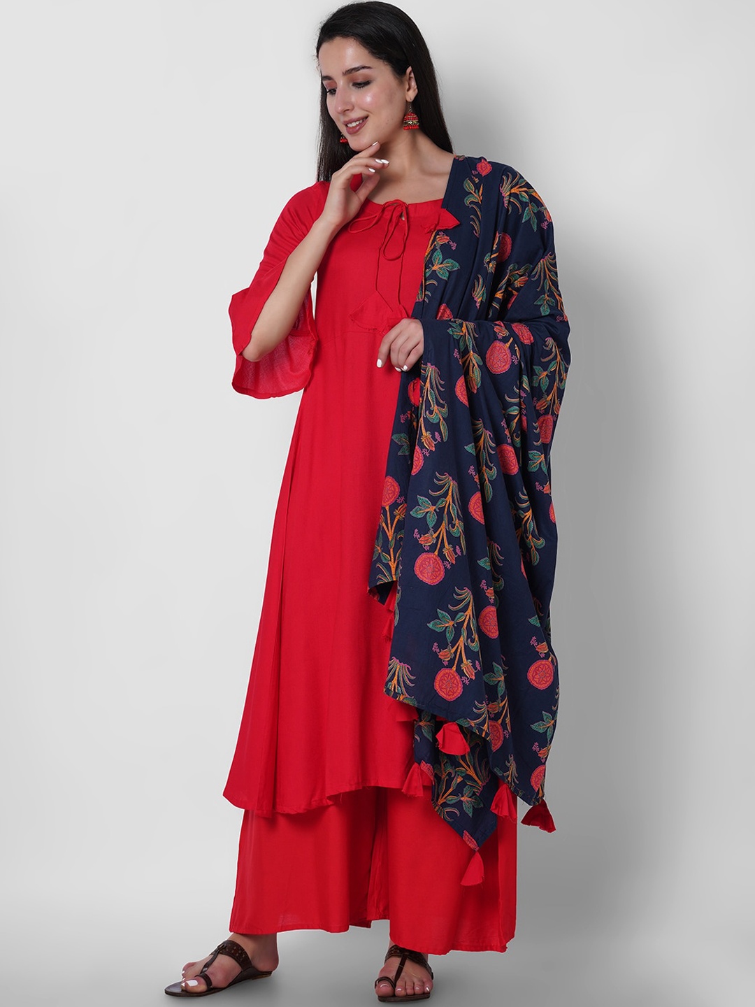 

KALINI Regular Thread Work Kurta With Palazzos & Dupatta, Red