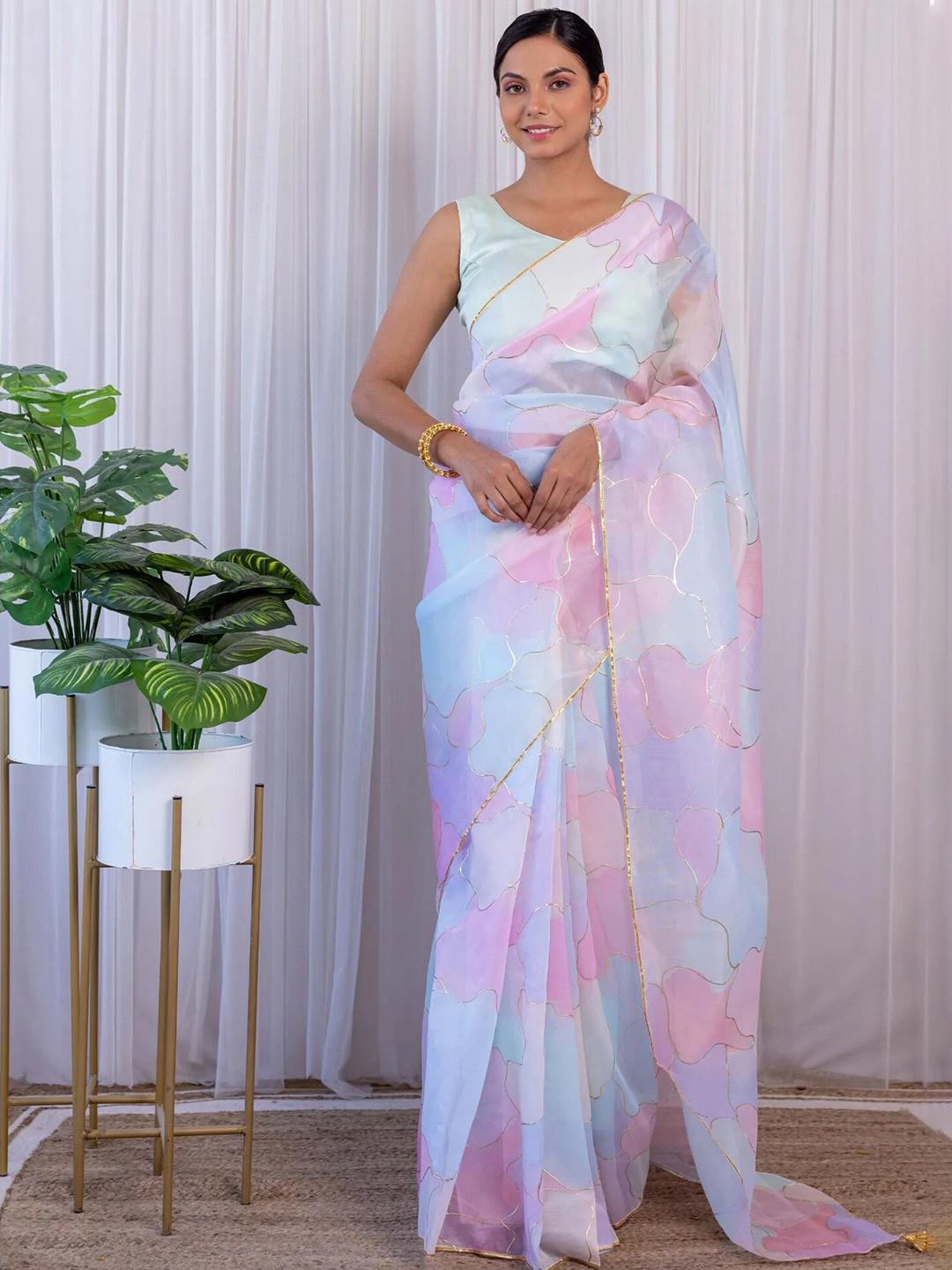 

Kedar Fab Abstract Printed Organza Saree, Blue