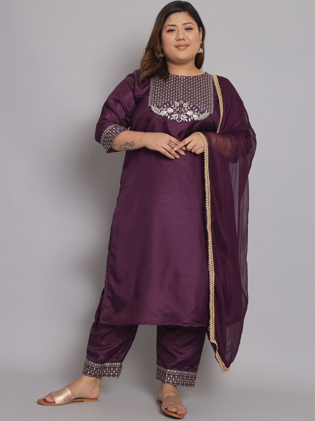 

KALINI Plus Size Ethnic Motifs Embroidered Kurta With Trousers & Dupatta, Purple