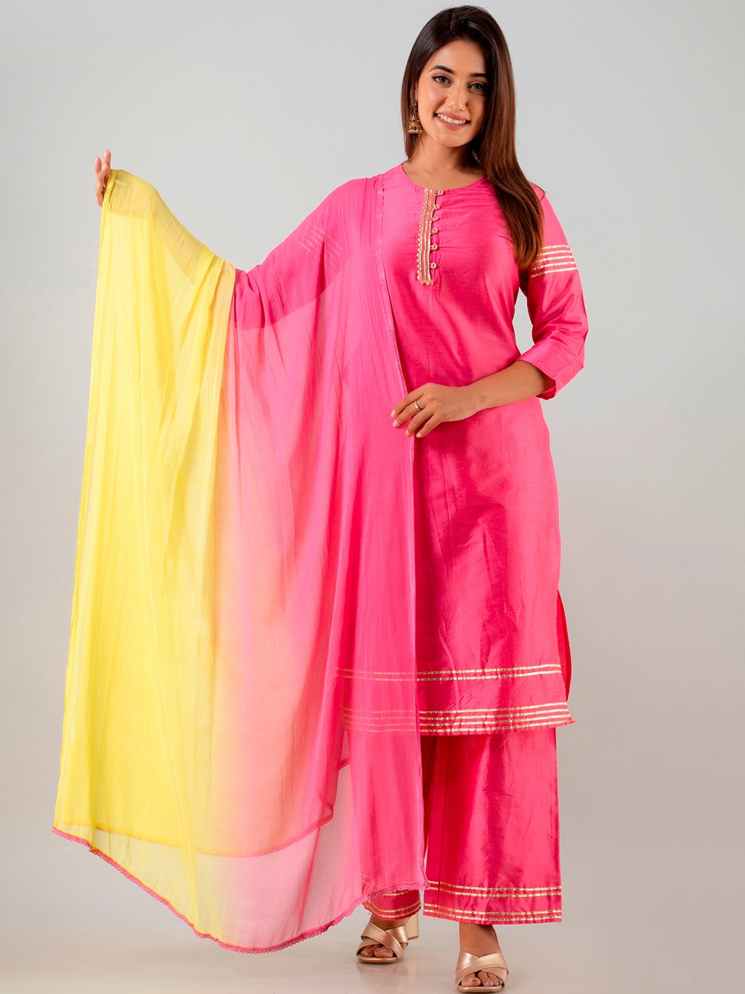 

ADEESHA Round Neck Gotta Patti Regular Kurta With Palazzos & Dupatta, Pink