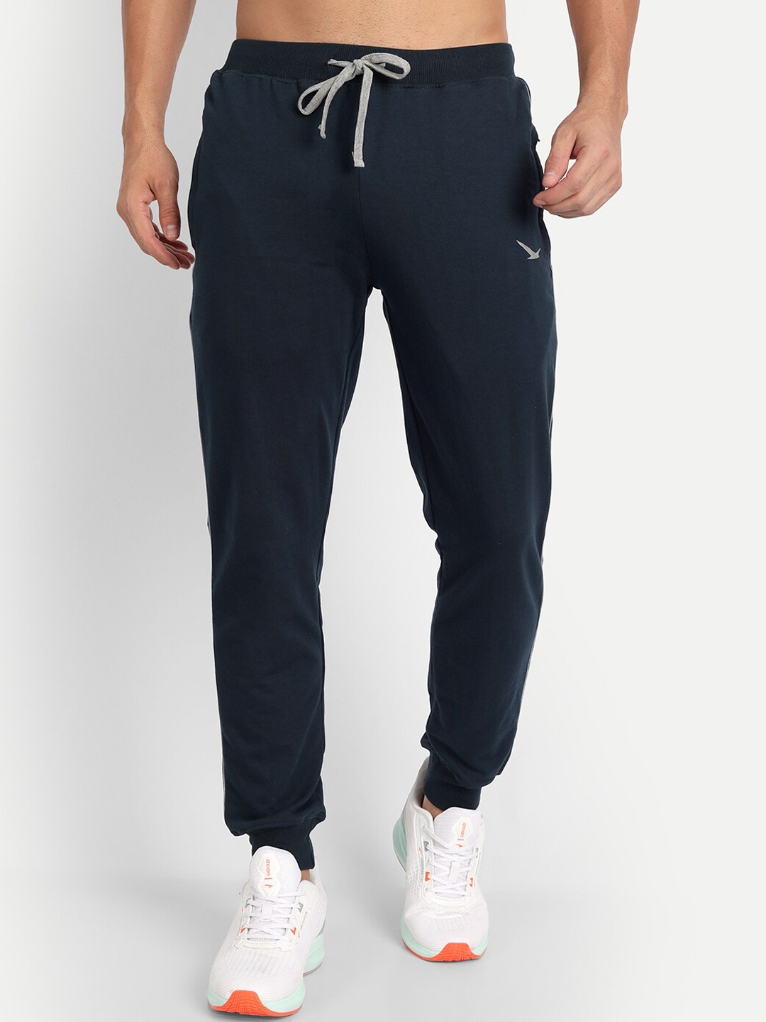 

HiFlyers Men Mid-Rise Joggers, Green