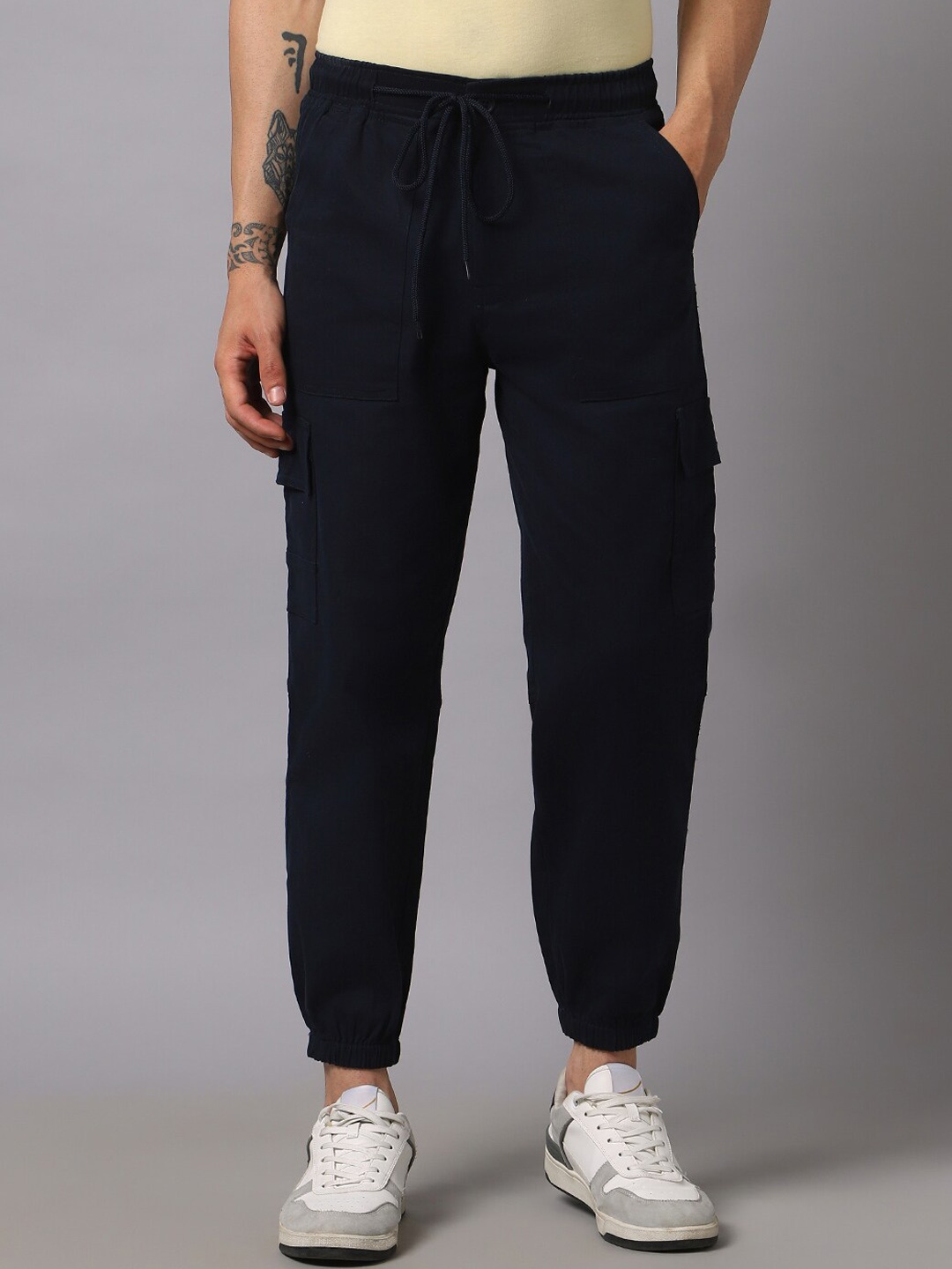 

Hubberholme Men Smart Mid-Rise Easy Wash Joggers, Navy blue