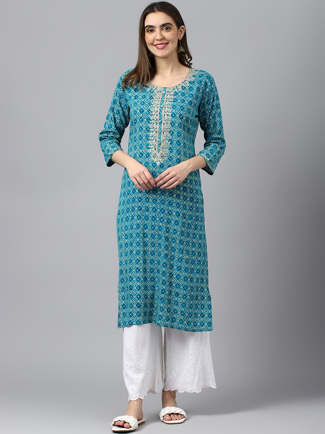 

Ishin Blue Bandhani Printed Thread Work Kurta
