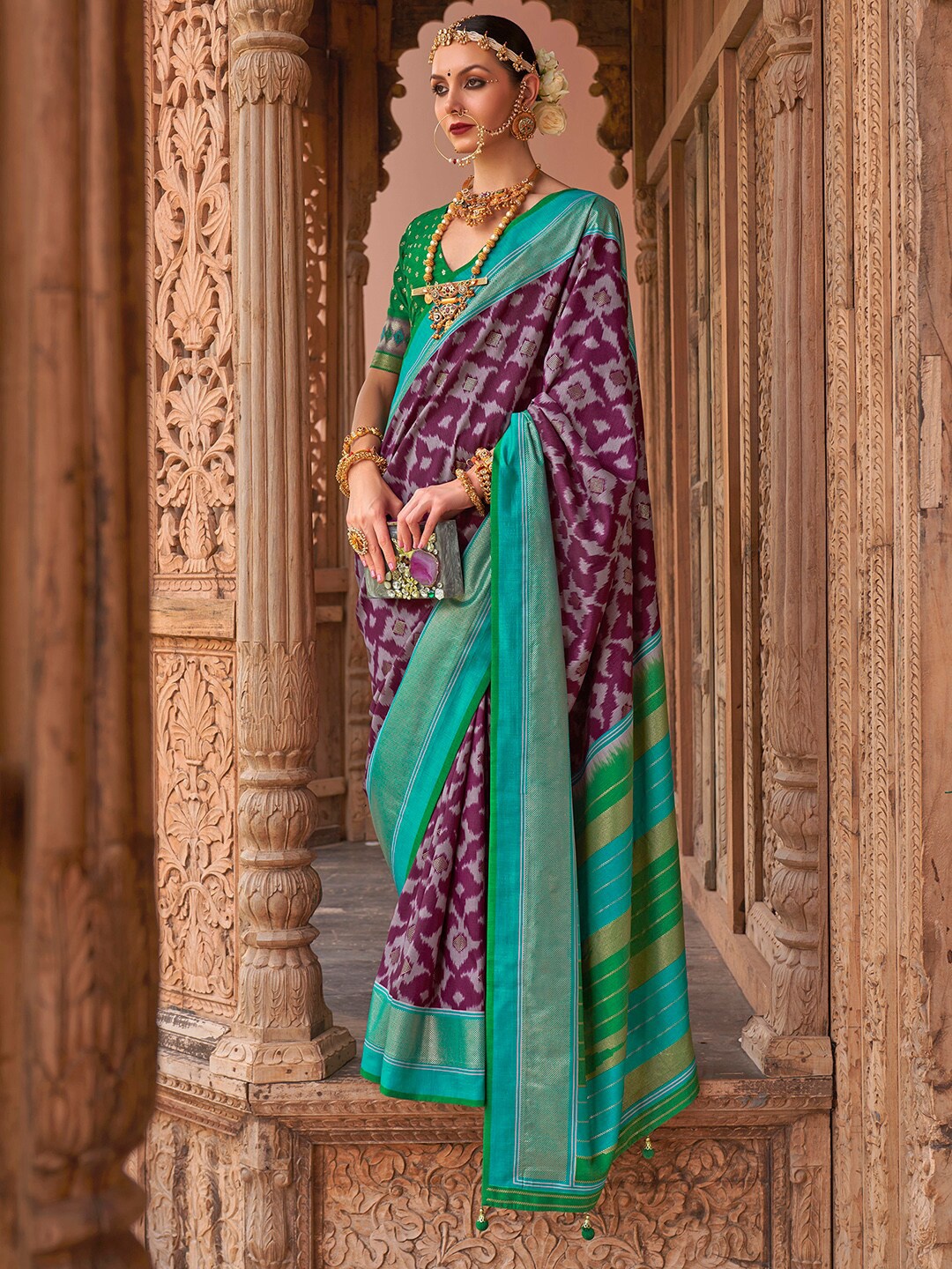 

Anouk Woven Design Zari Silk Blend Banarasi Saree, Purple