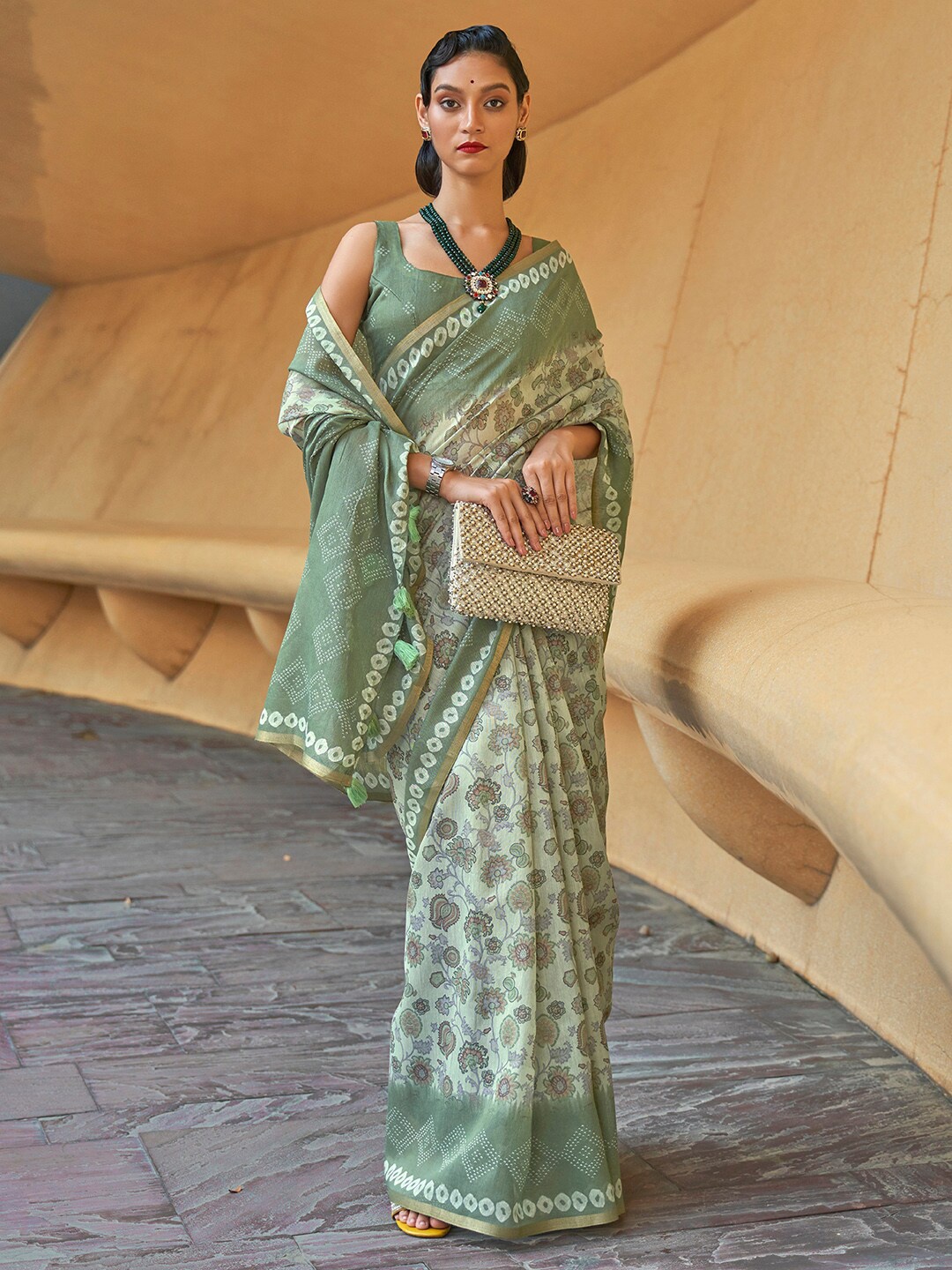 

Anouk Green & Gold-Toned Floral Printed Zari Bagh Saree