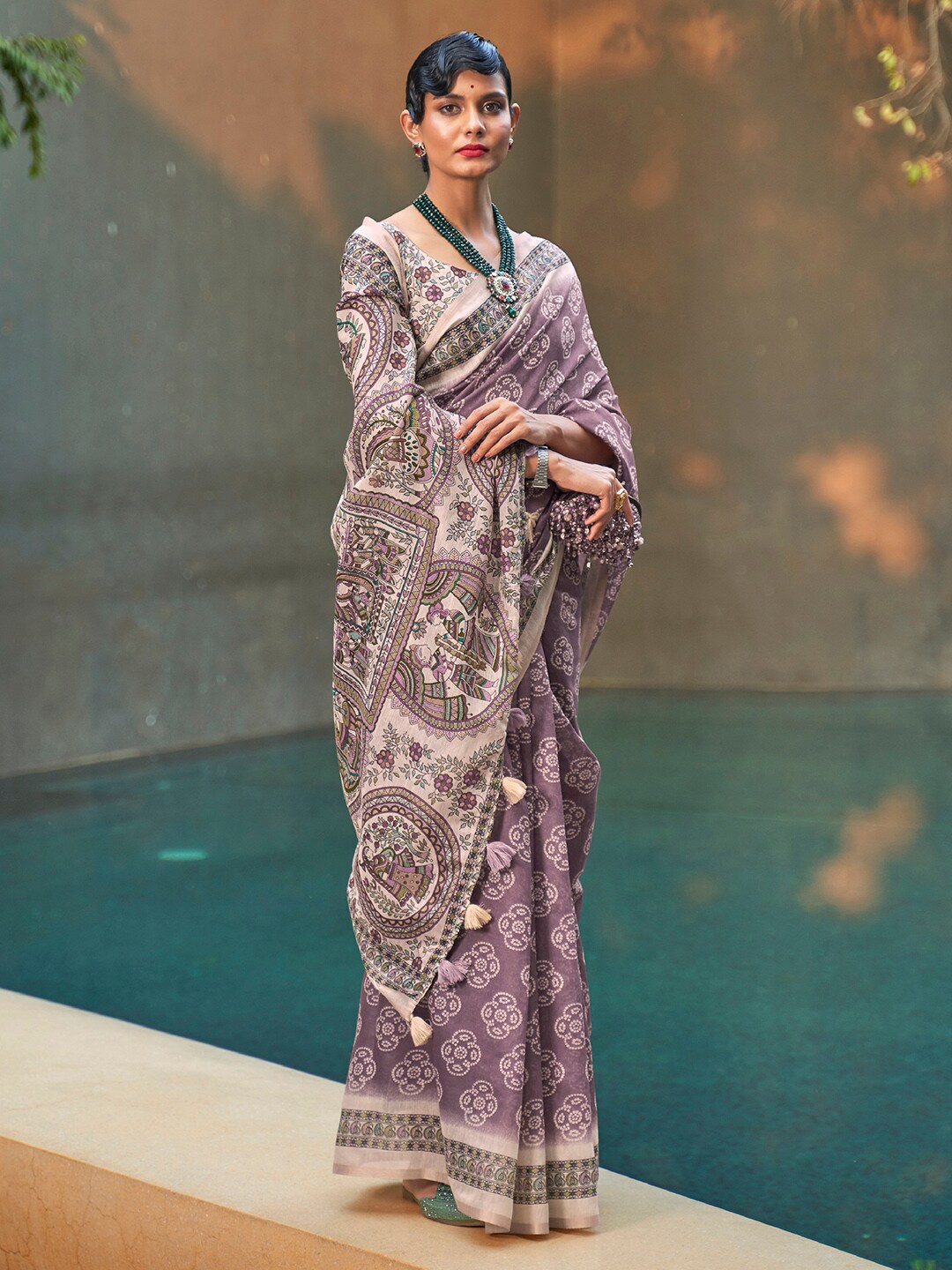 

Anouk Mauve & Green Ethnic Motifs Printed Bagh Saree