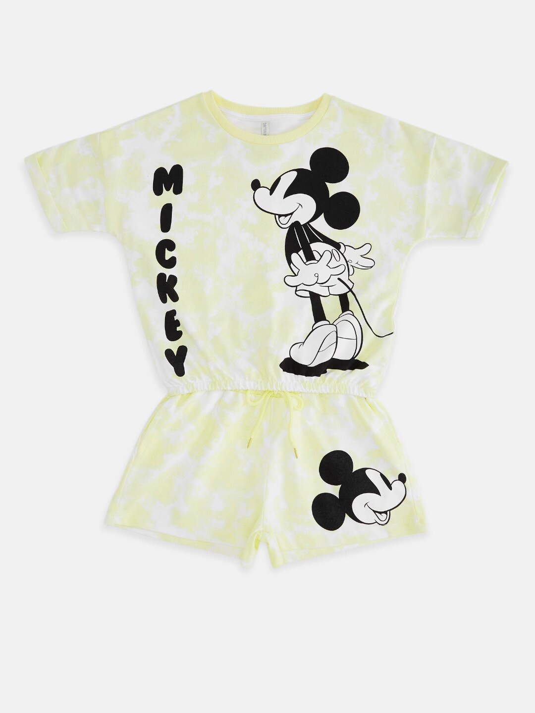 

Pantaloons Junior Girls Minnie Mouse Printed T-shirt with Shorts, Yellow