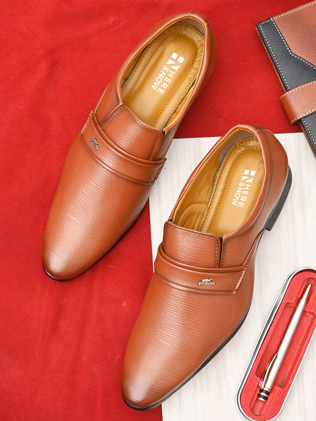 

HERE&NOW Men Textured Loafers Formal Shoes, Tan