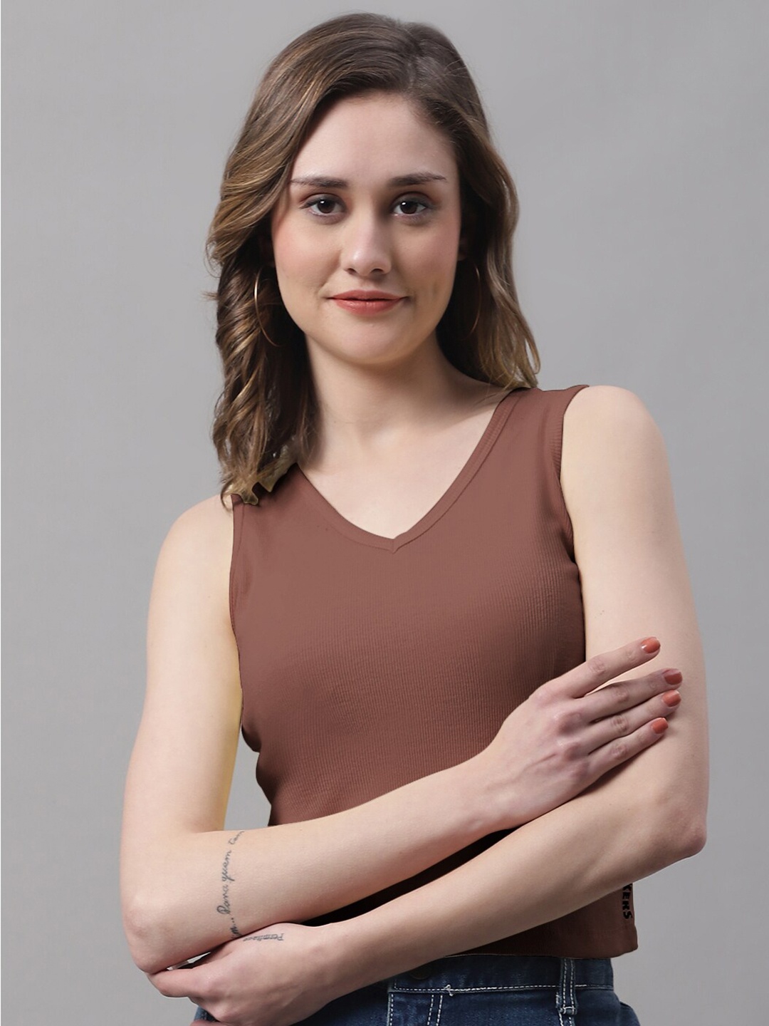 

FBAR Pack Of 2 V-Neck Sleeveless Fitted Cotton Top, Maroon
